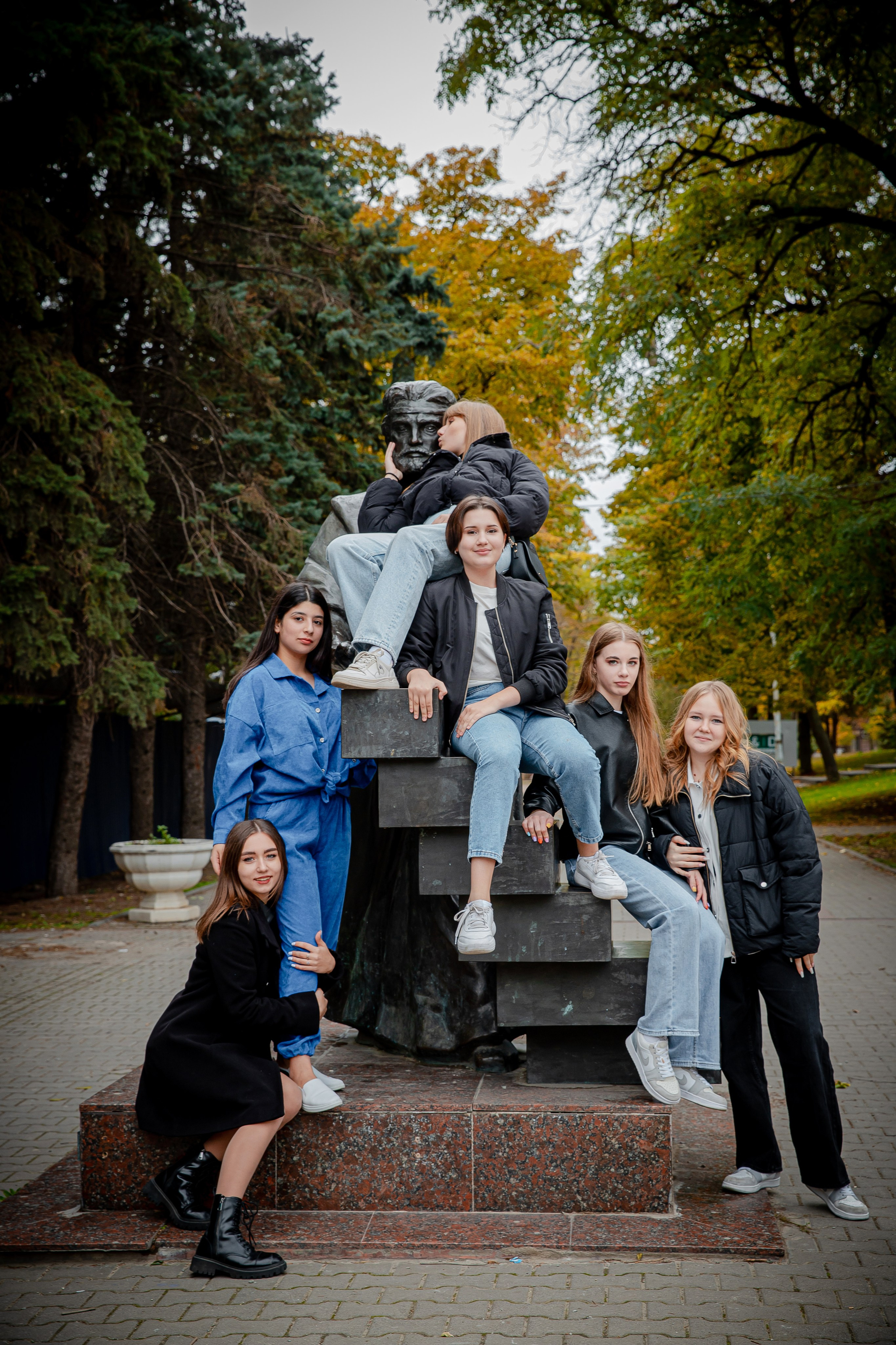 Фотосессия Гимназия 76 Класс 9Е. Современные Выпускные Альбомы в Ростове-на-Дону