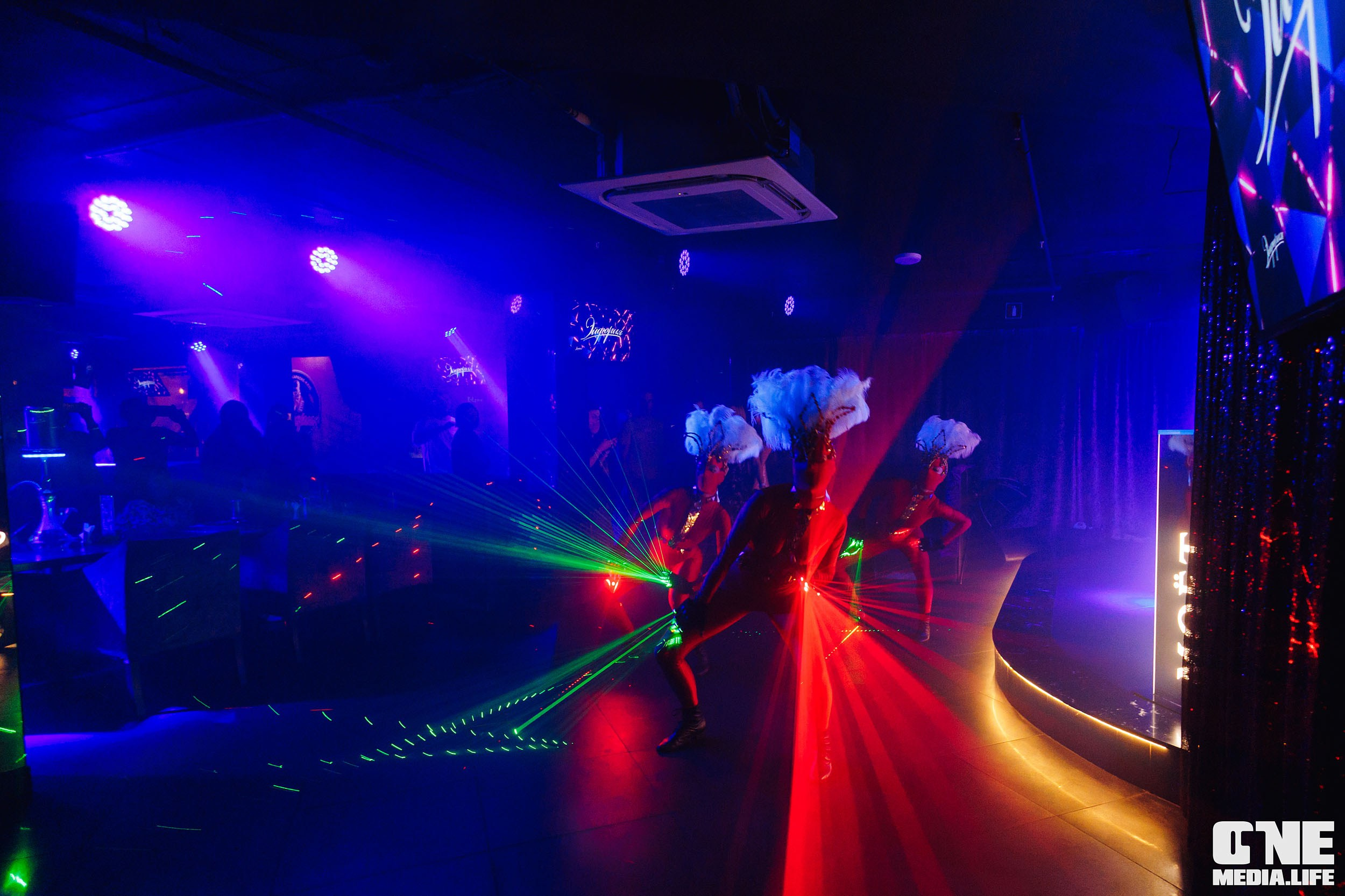 Фоторепортаж из караоке-клуба Эйфория. One Media Life: фоторепортажи, фотоотчеты с мероприятий и заведений