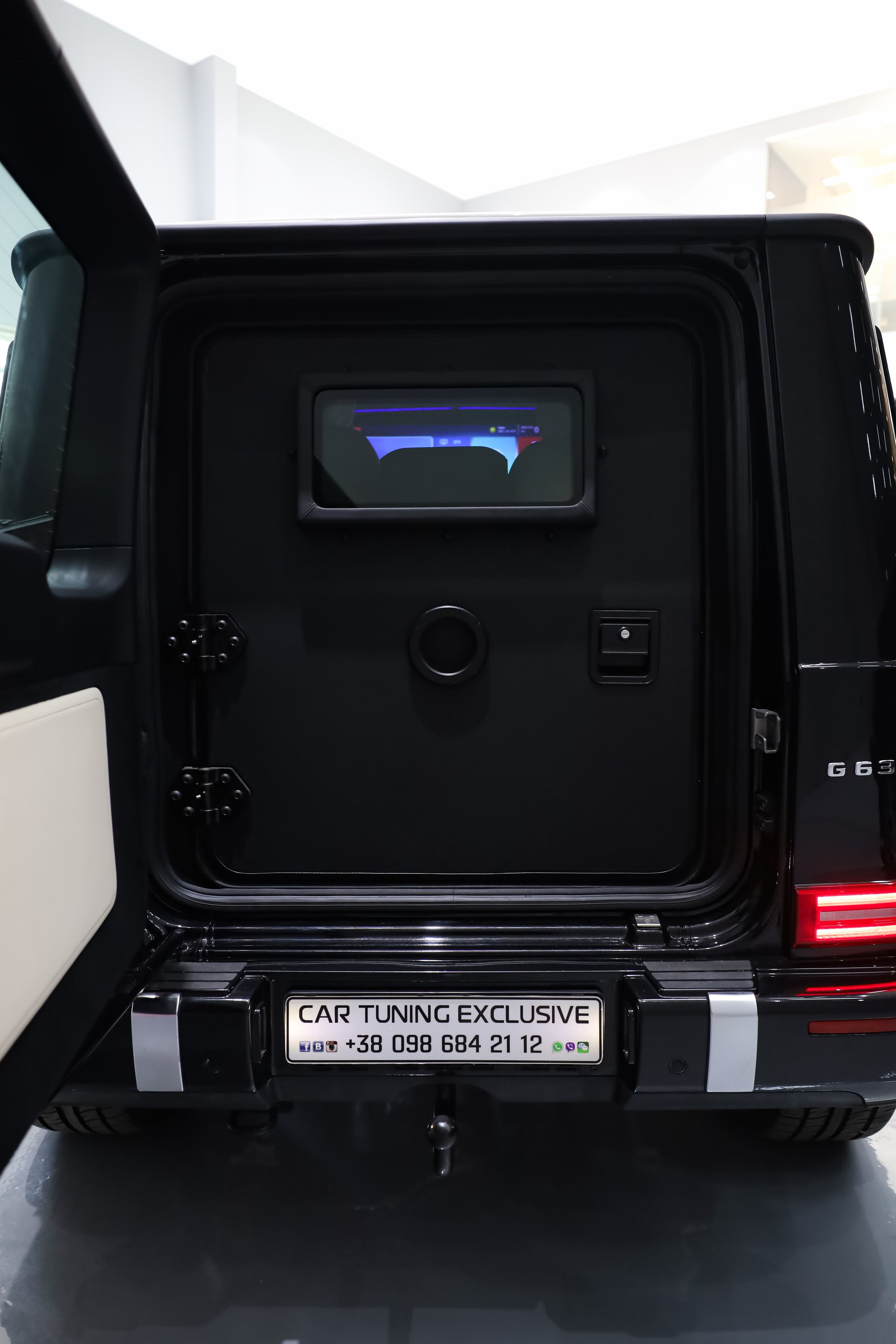 Armored car. Skyden Cars