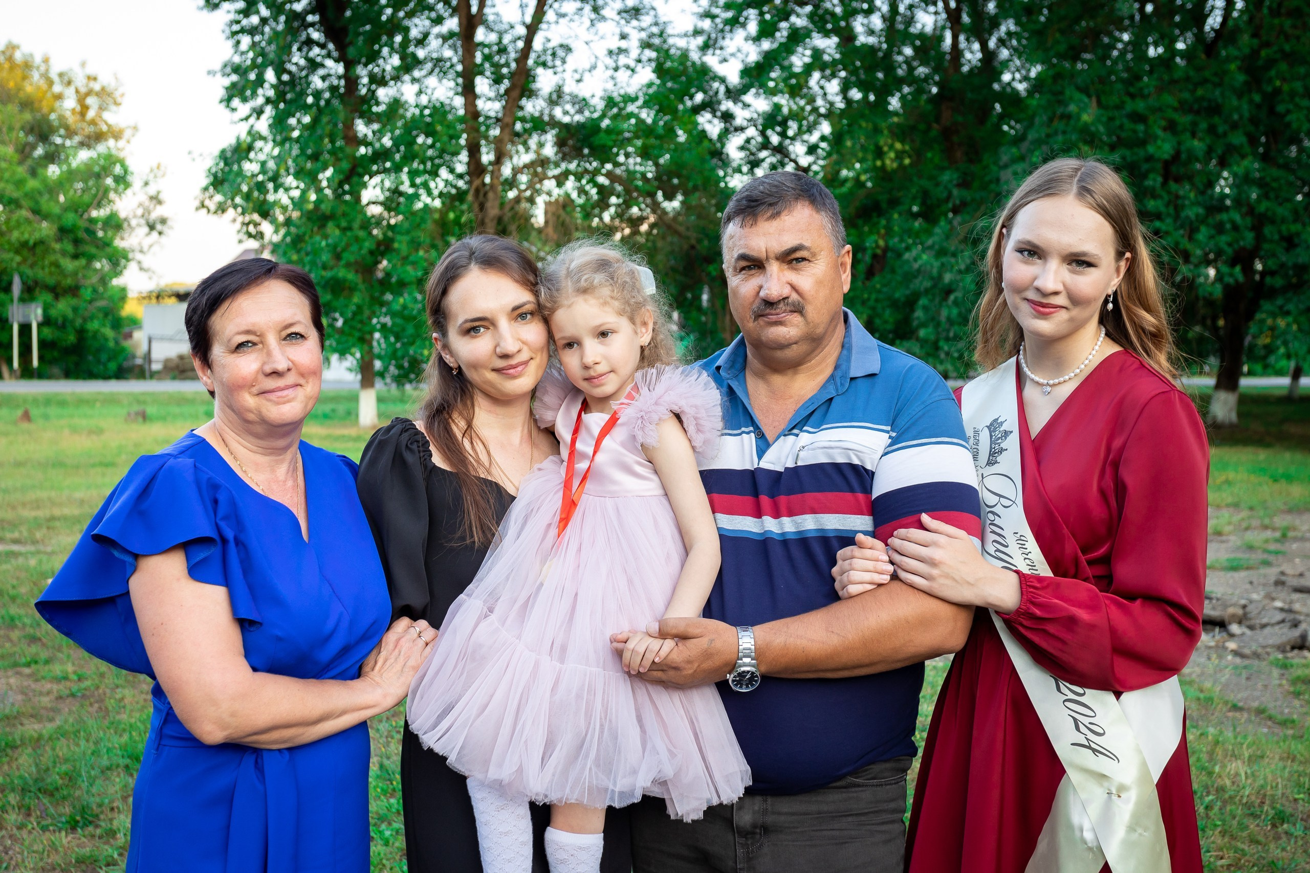 Вручение аттестата 2024 г. Выпускные альбомы Майкоп, Краснодар Елена Золотарева