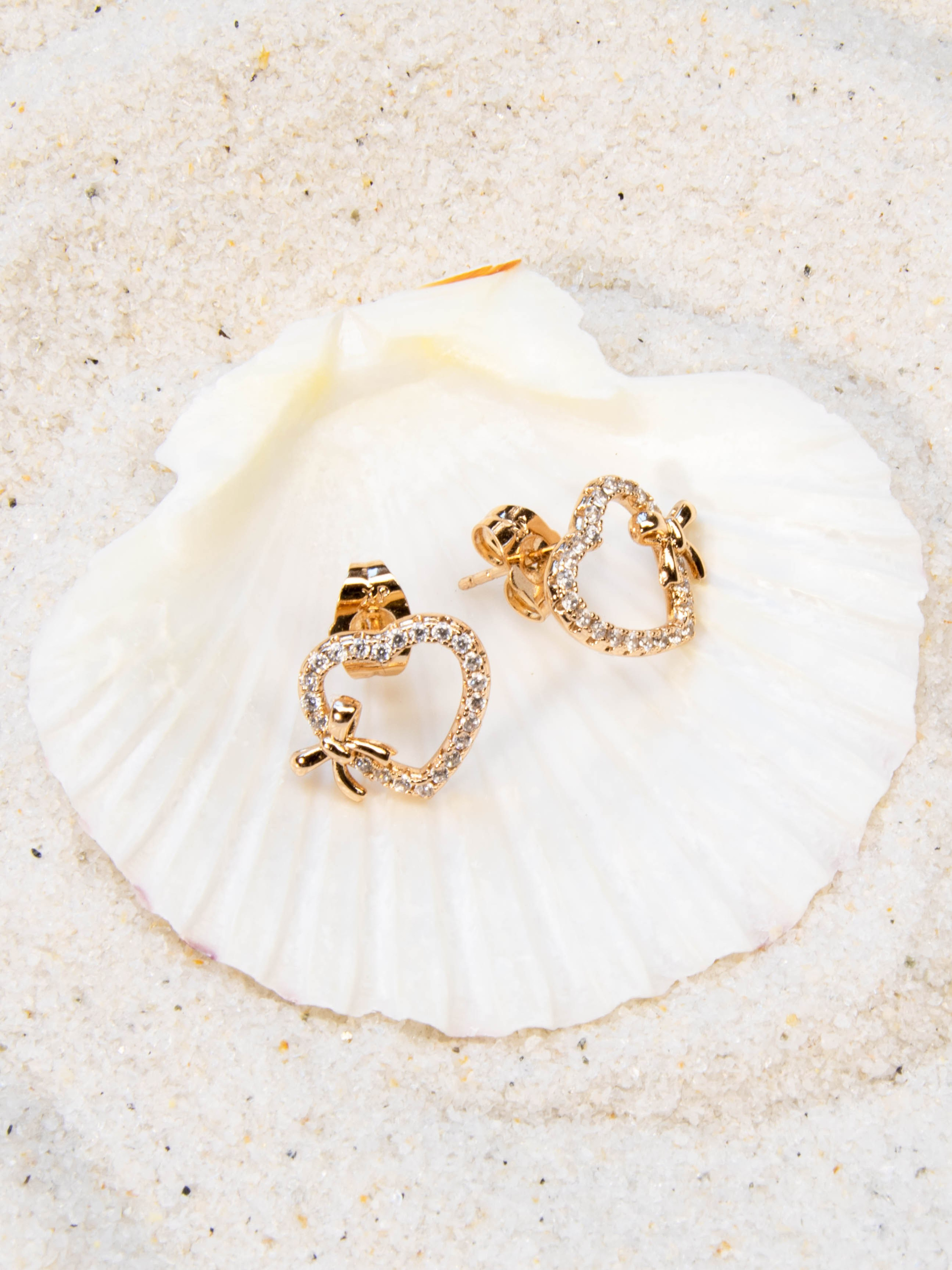 Бижутерия для маркетплейса. Екатерина Бикбаева фотограф, видеограф, медиа-продюсер