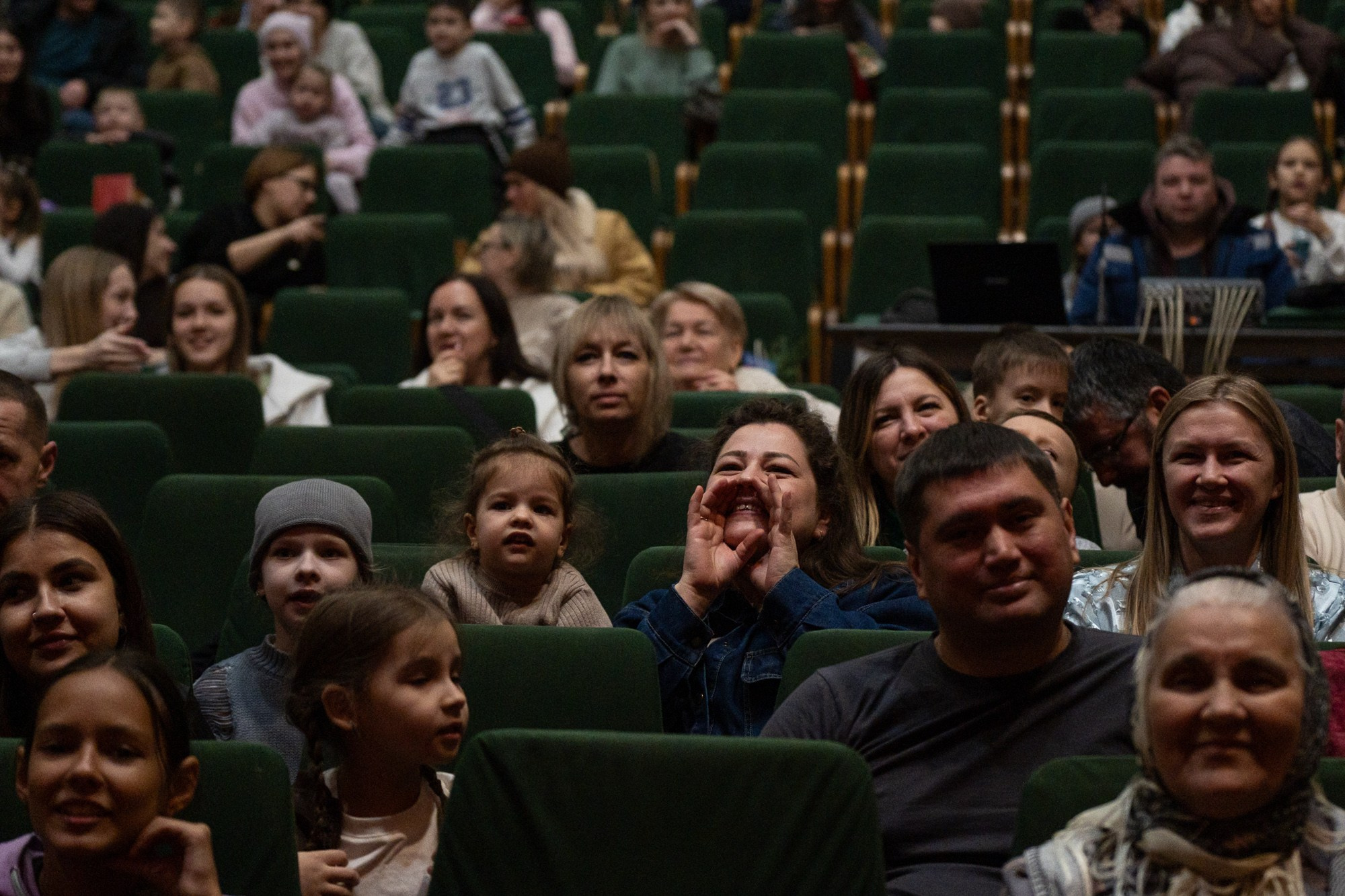 Отчетный концерт танцевального коллектива «Детки». Репортажный фотограф в Казани Павел Серпокрылов