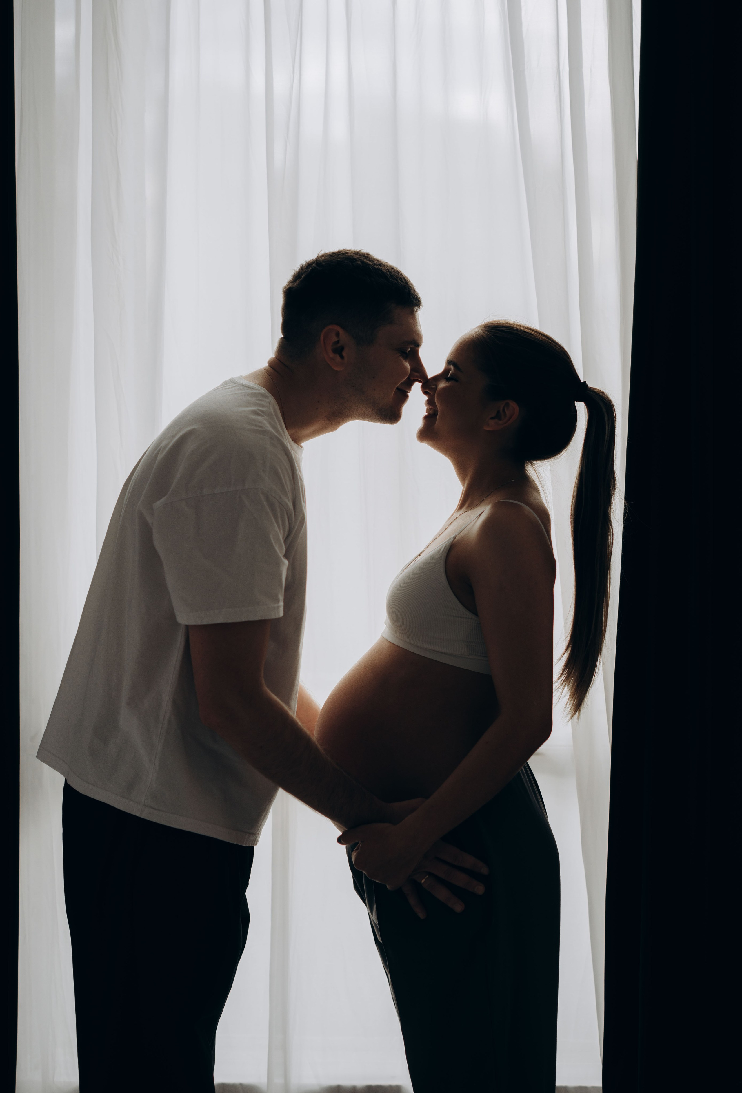 Фотосессия беременности в студии. Семейный фотограф в Домодедово и Москве Елена Пичугина