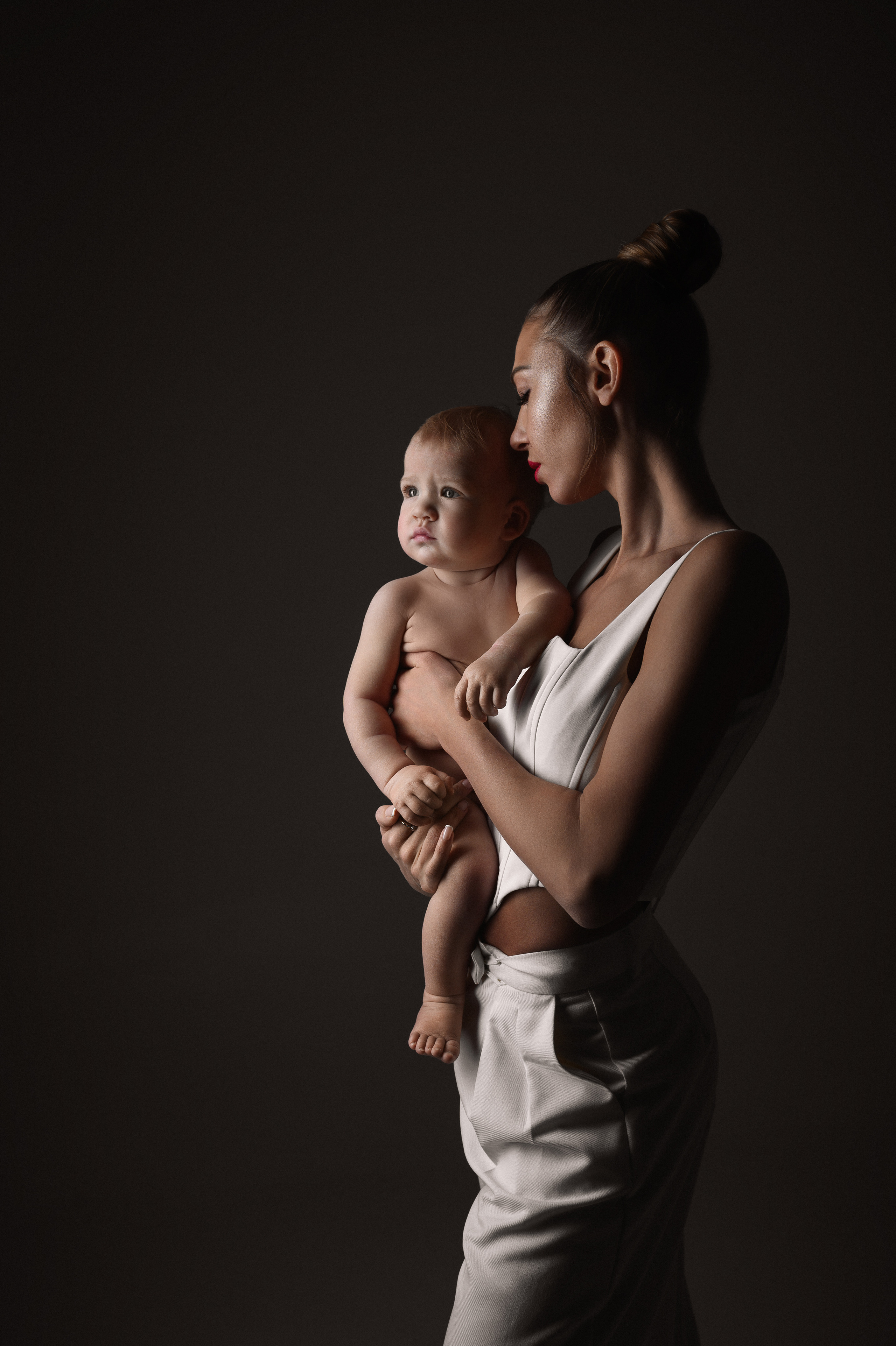 Фотосессии беременности под ключ в Оренбурге. Свадебная и семейная фотосъемка