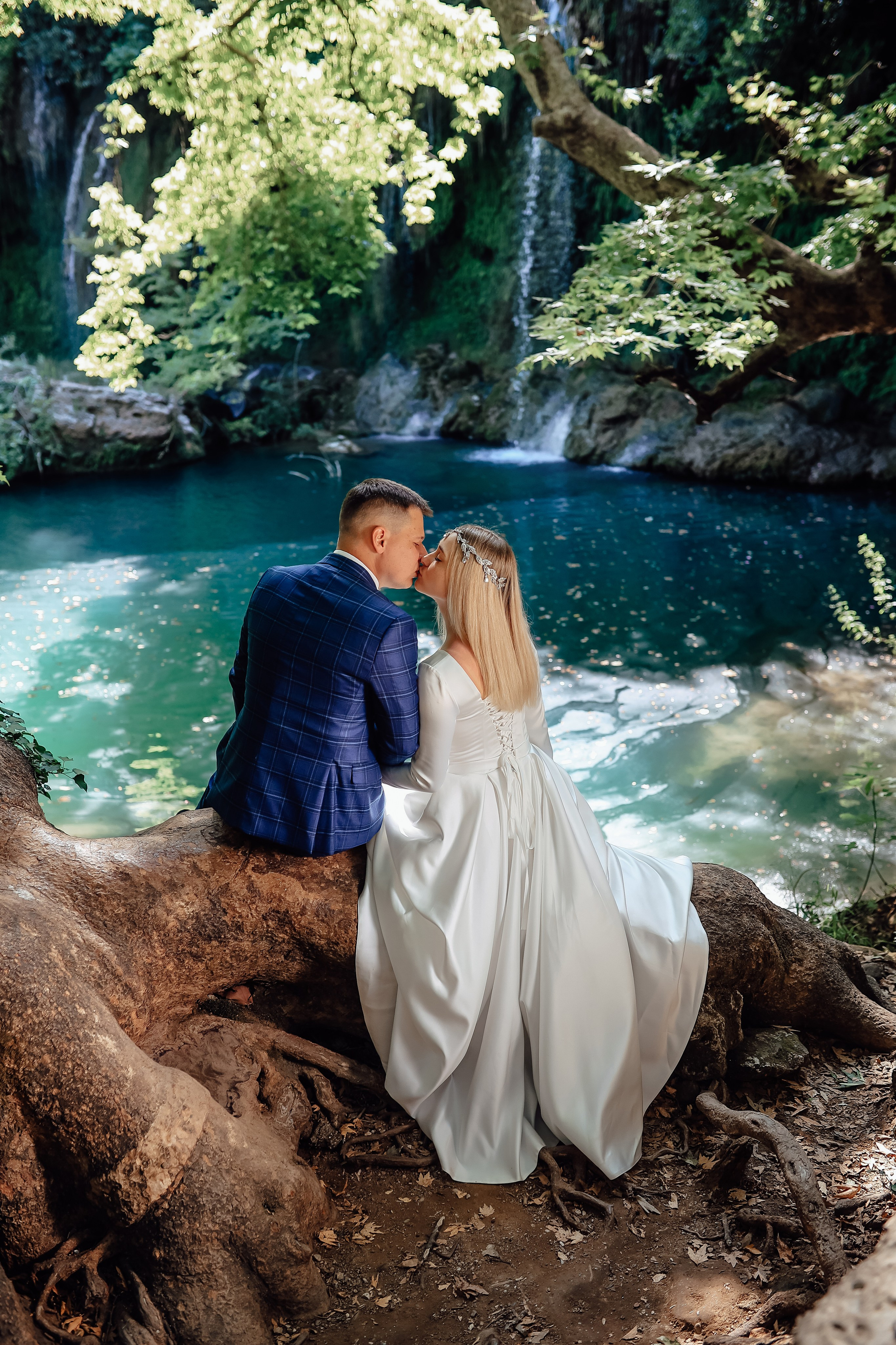 Photoshooting at Kurshunlu waterfall