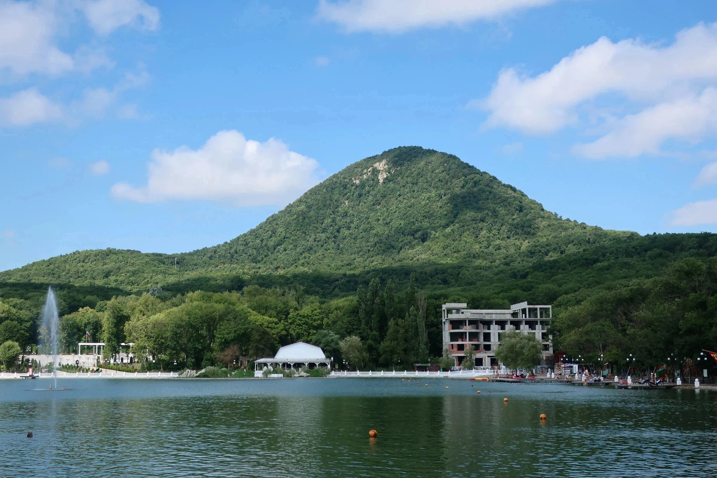 Фотозаметка #27: Железноводск. Проект «Фотокладовка»: блог уличной фотографии в формате street photo