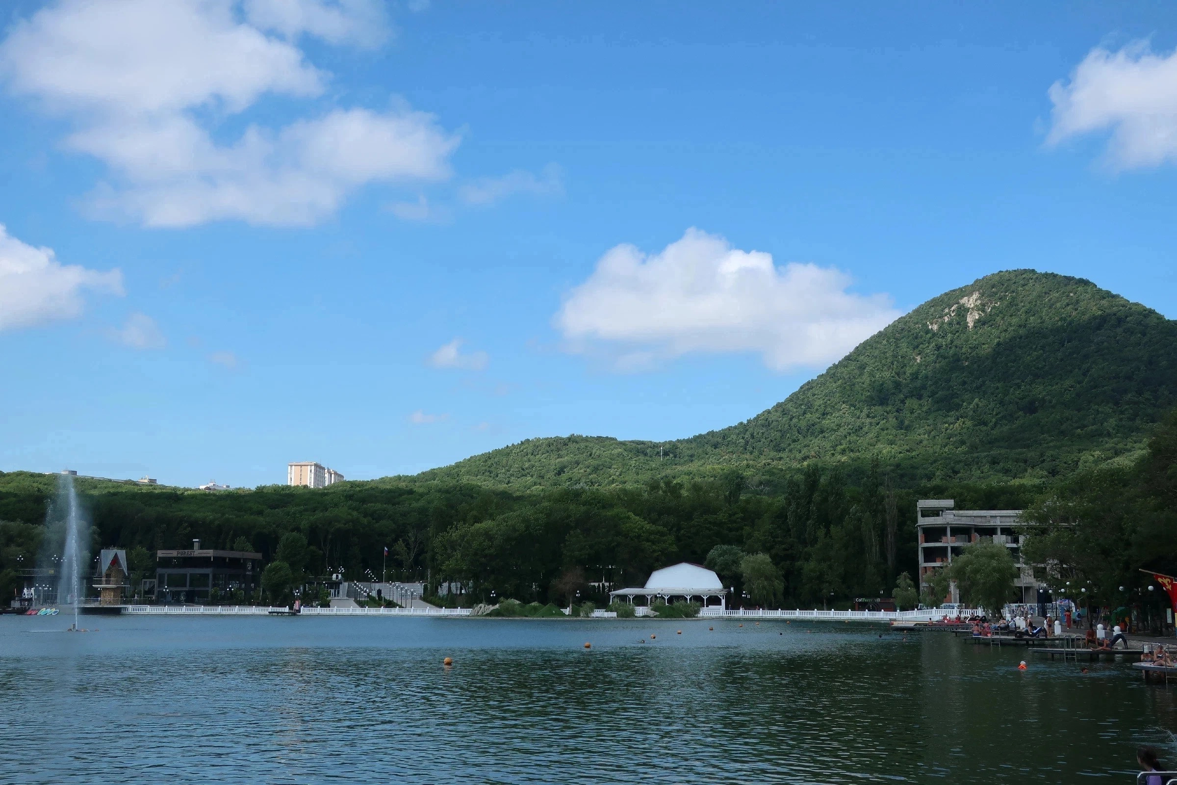 Фотозаметка #27: Железноводск. Проект «Фотокладовка»: блог уличной фотографии в формате street photo