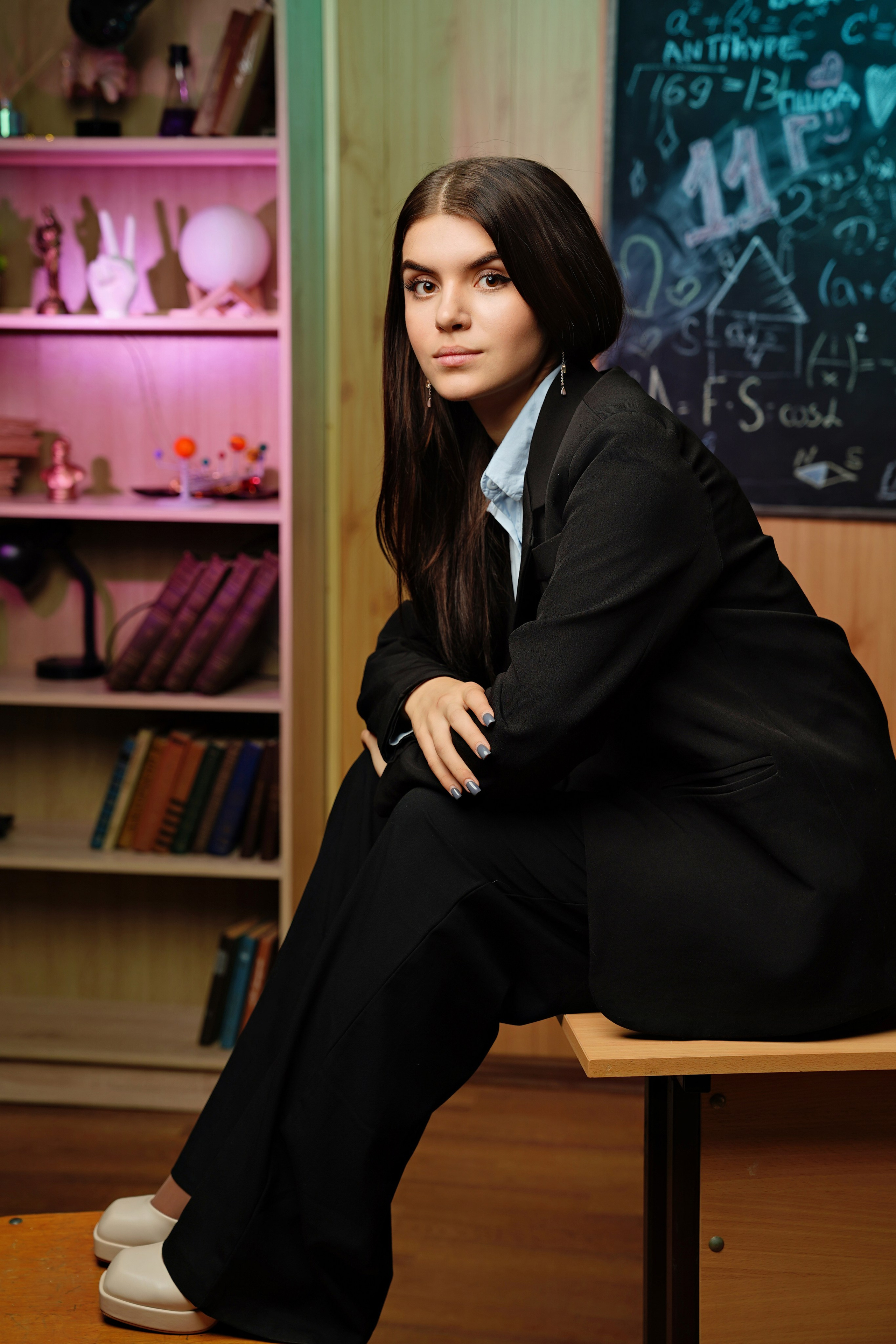 Стиль портрета в студии. GOTRA — выпускные альбомы в Тюмени