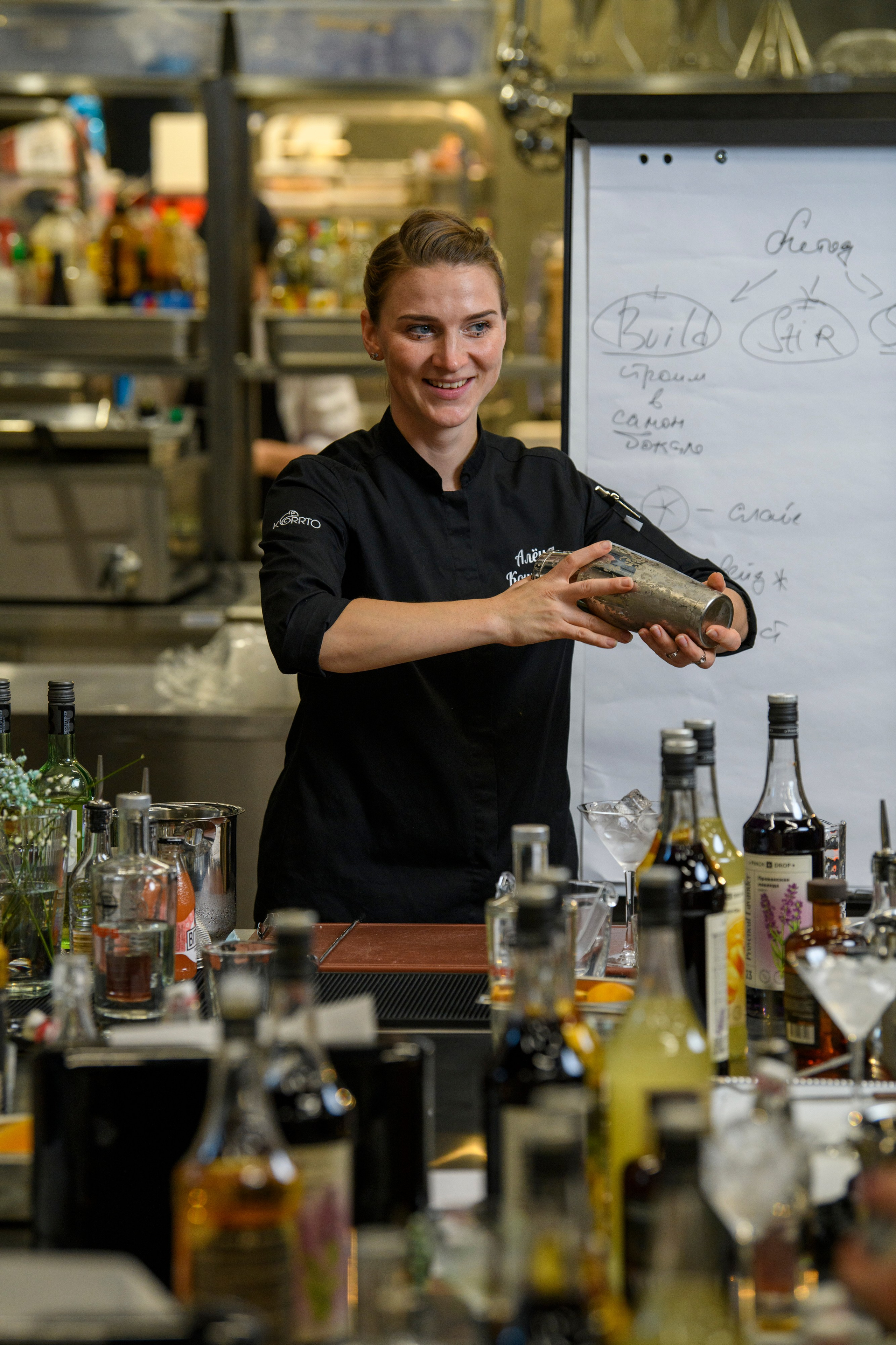 Бар — моя сцена: история Алены Кошелевой. Создание обучающих видеороликов Puponin Production