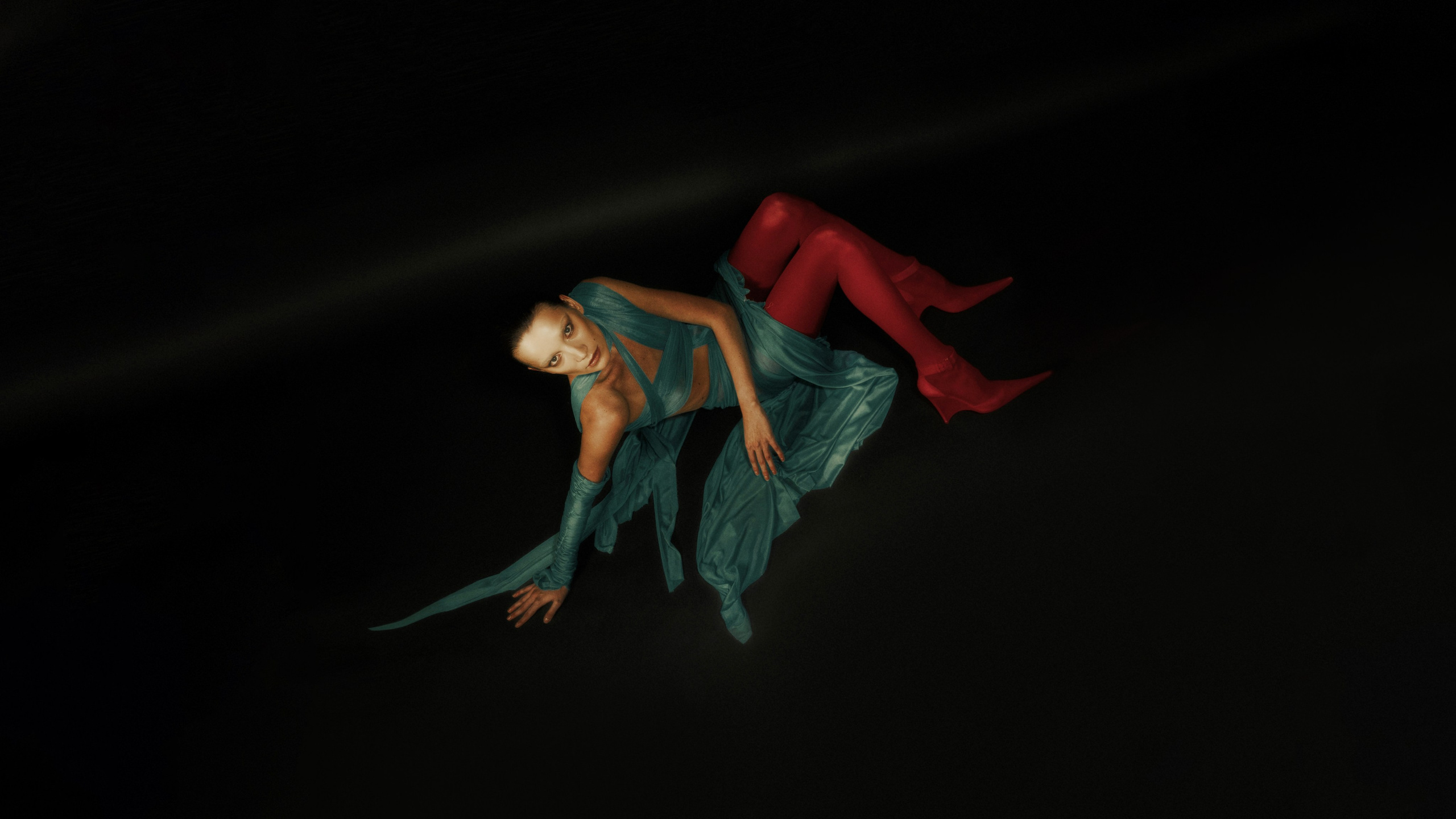 TUTSARKIS — Art Director | Stylist | Photographer