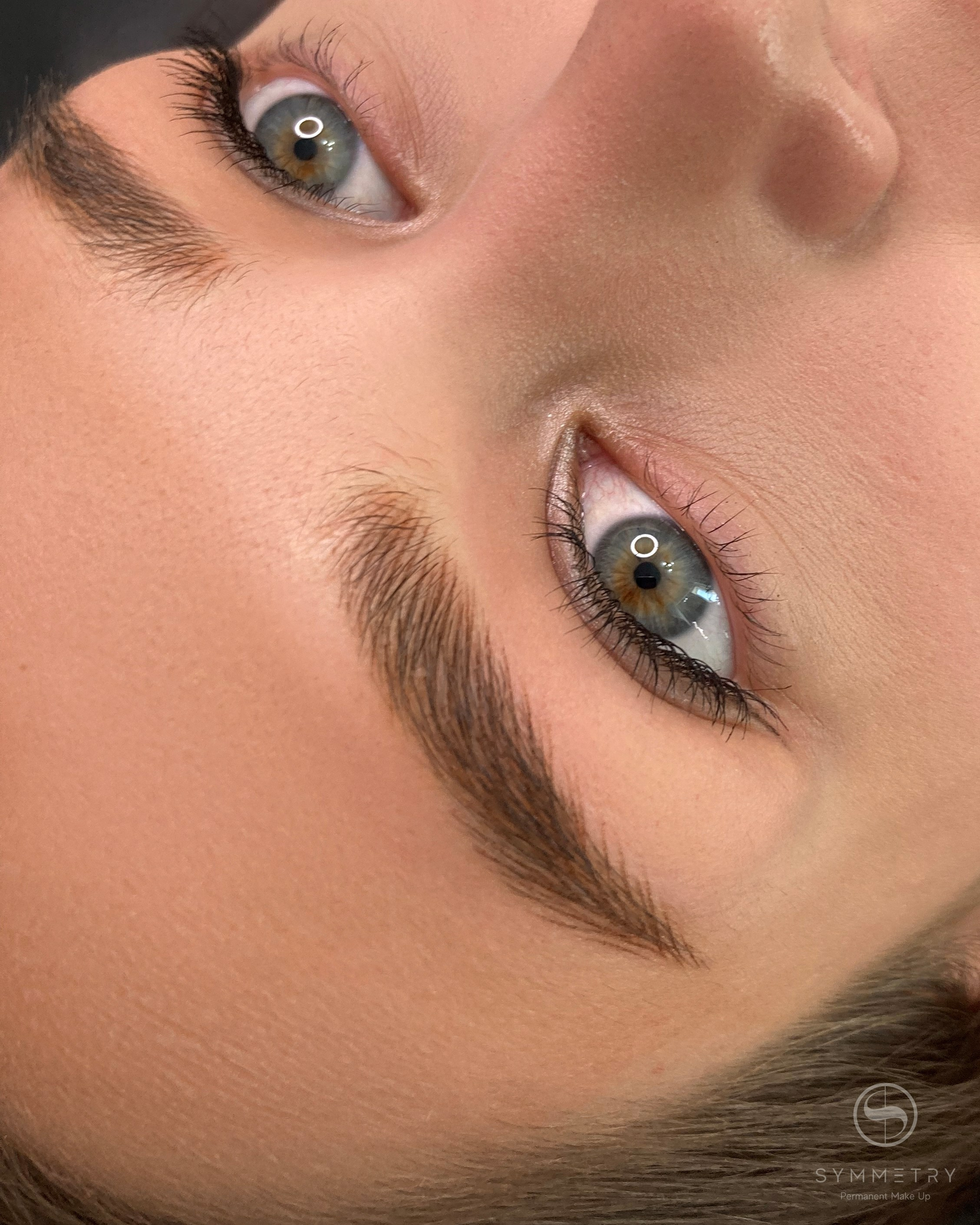 Нафиса. Студия перманентного макияжа, косметологии и массажа SYMMETRY в Москве, м. Киевская