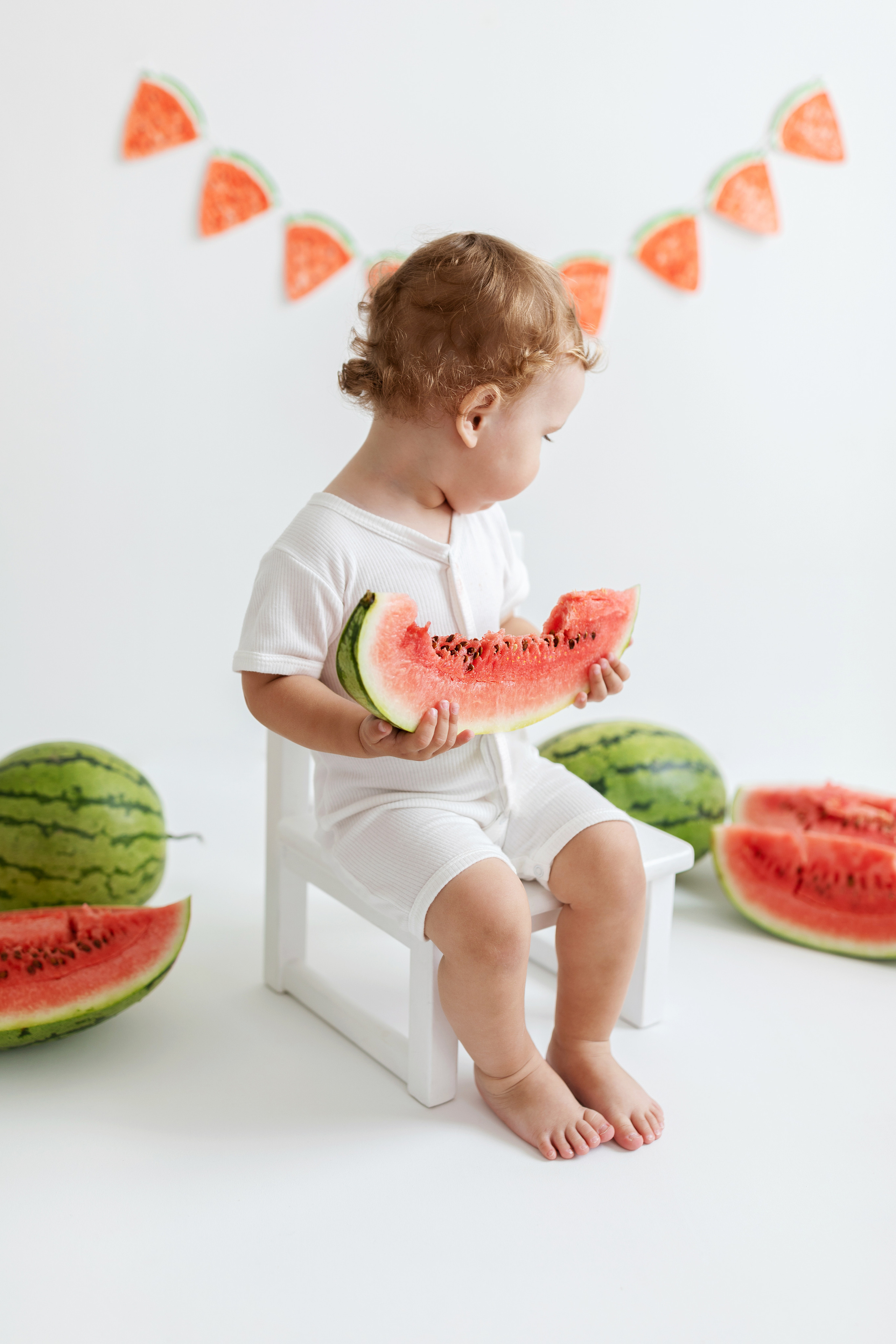 Владюша и арбуз. Фотограф на годик Хабаровск Детский и семейный фотограф в Хабаровске Юлия Матвиенко