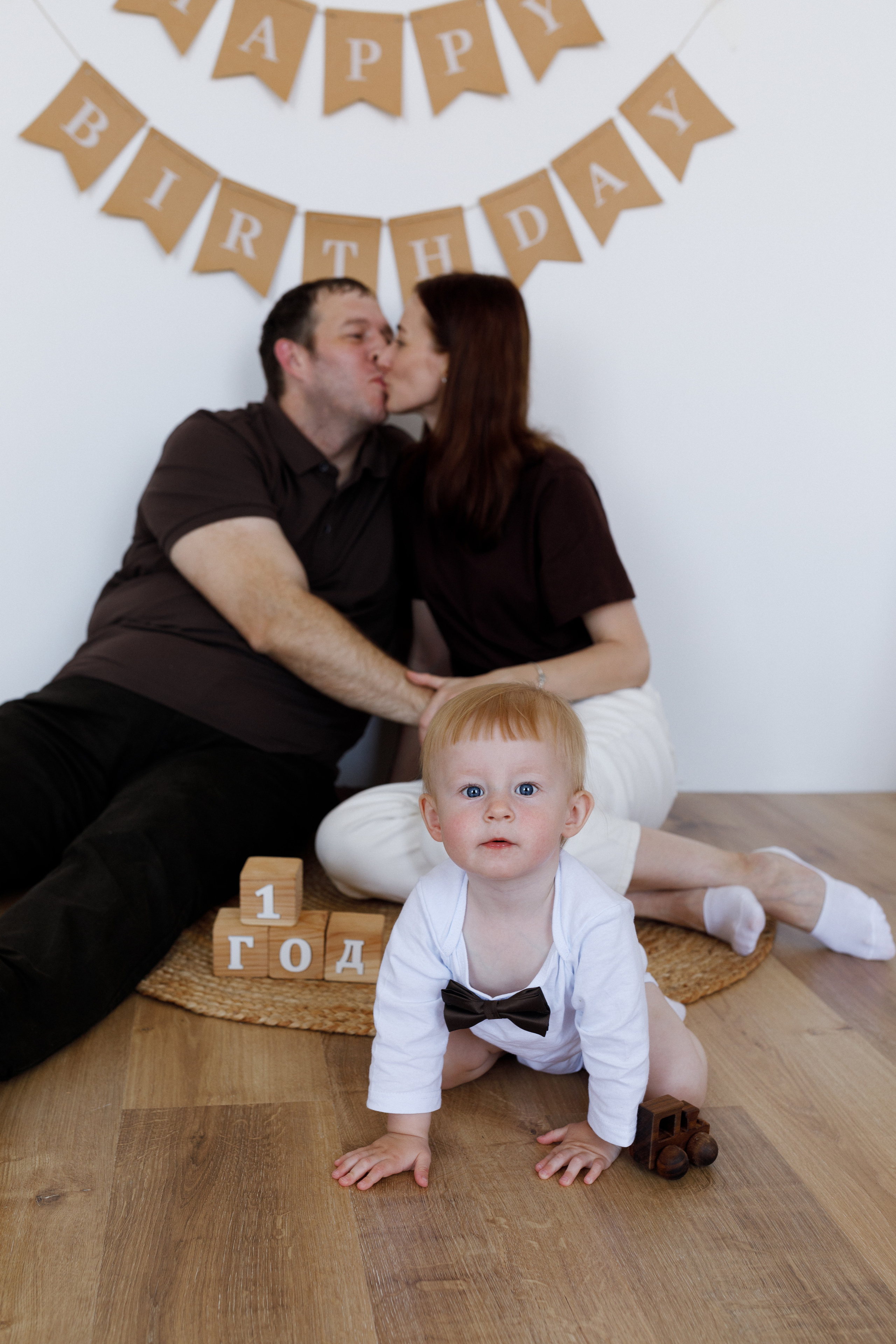 Роману 1 годик. Фотограф на годик Хабаровск Детский и семейный фотограф в Хабаровске Юлия Матвиенко