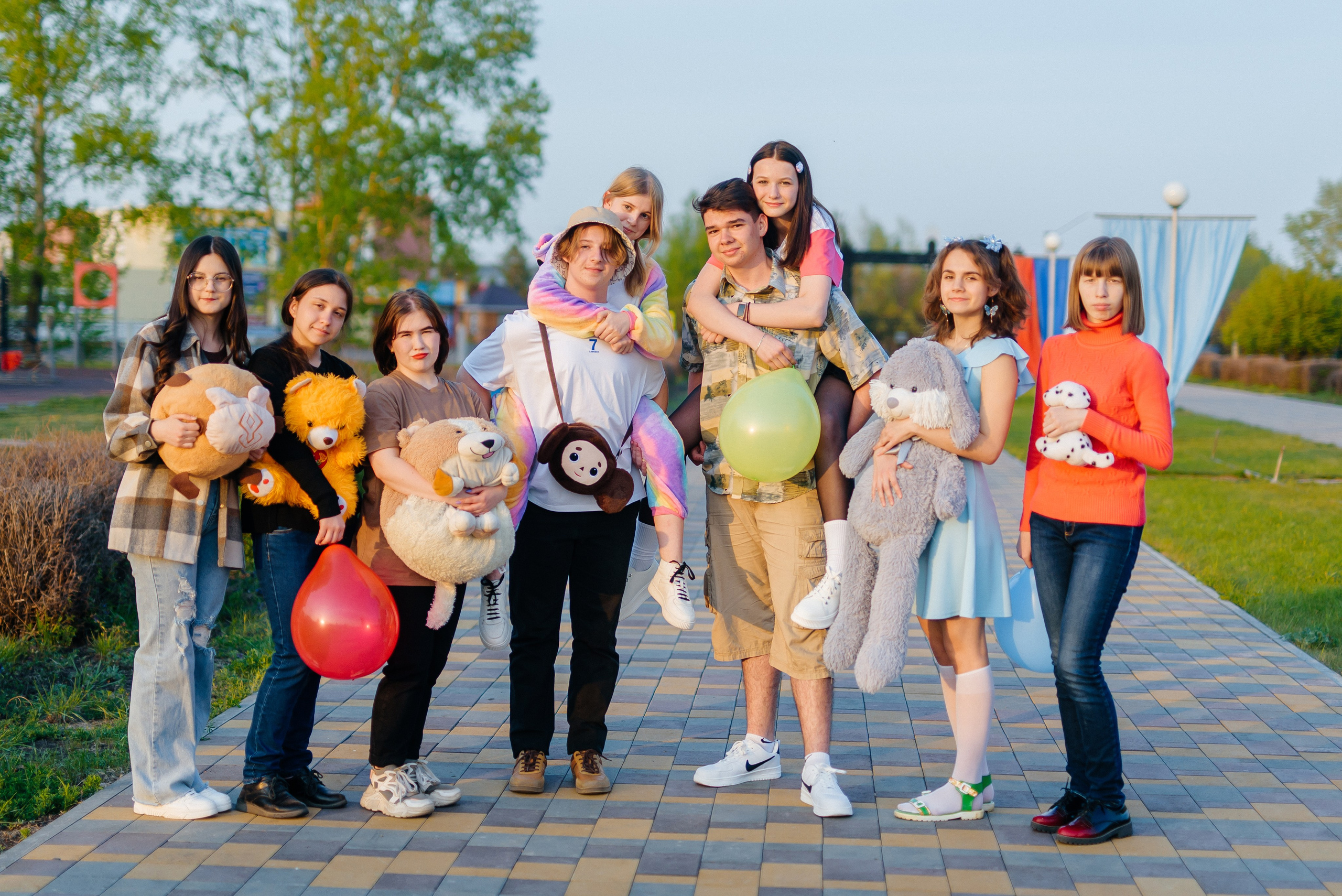 Годовое фотосопровождение для 9-11 классов. Семейный фотограф в Барнауле