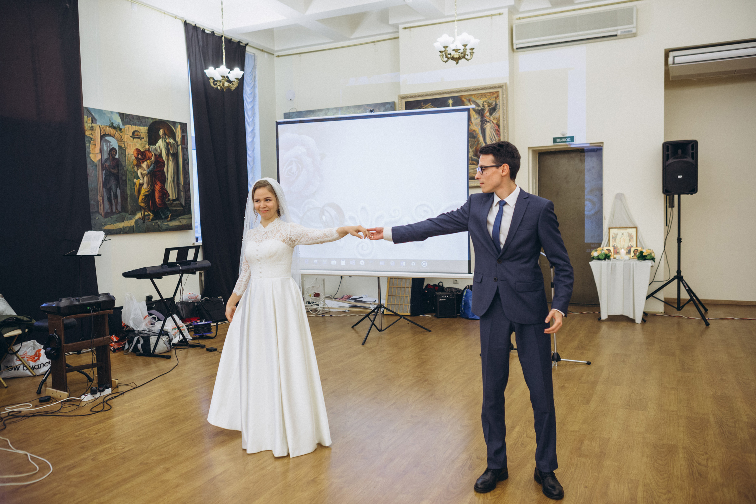 Венчание Дмитрия и Анны. Князь-Владимирский собор. Свадебный и семейный фотограф в Санкт-Петербурге Яцына Юрий. Видеоопер