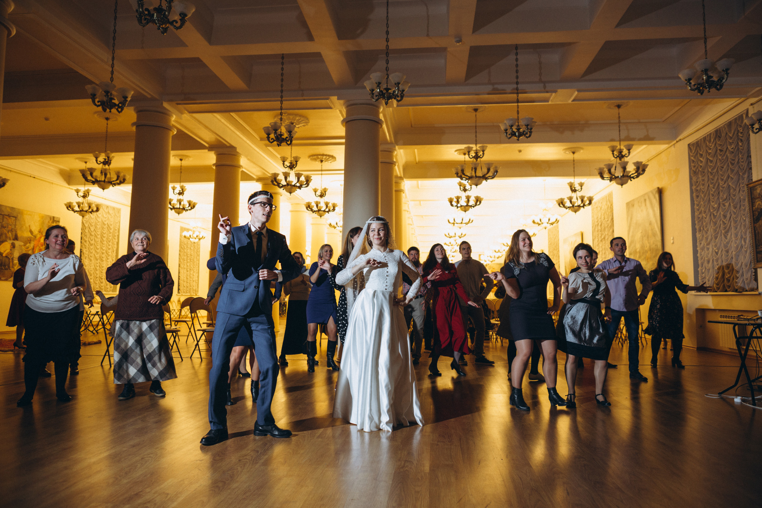 Венчание Дмитрия и Анны. Князь-Владимирский собор. Свадебный и семейный фотограф в Санкт-Петербурге Яцына Юрий. Видеоопер