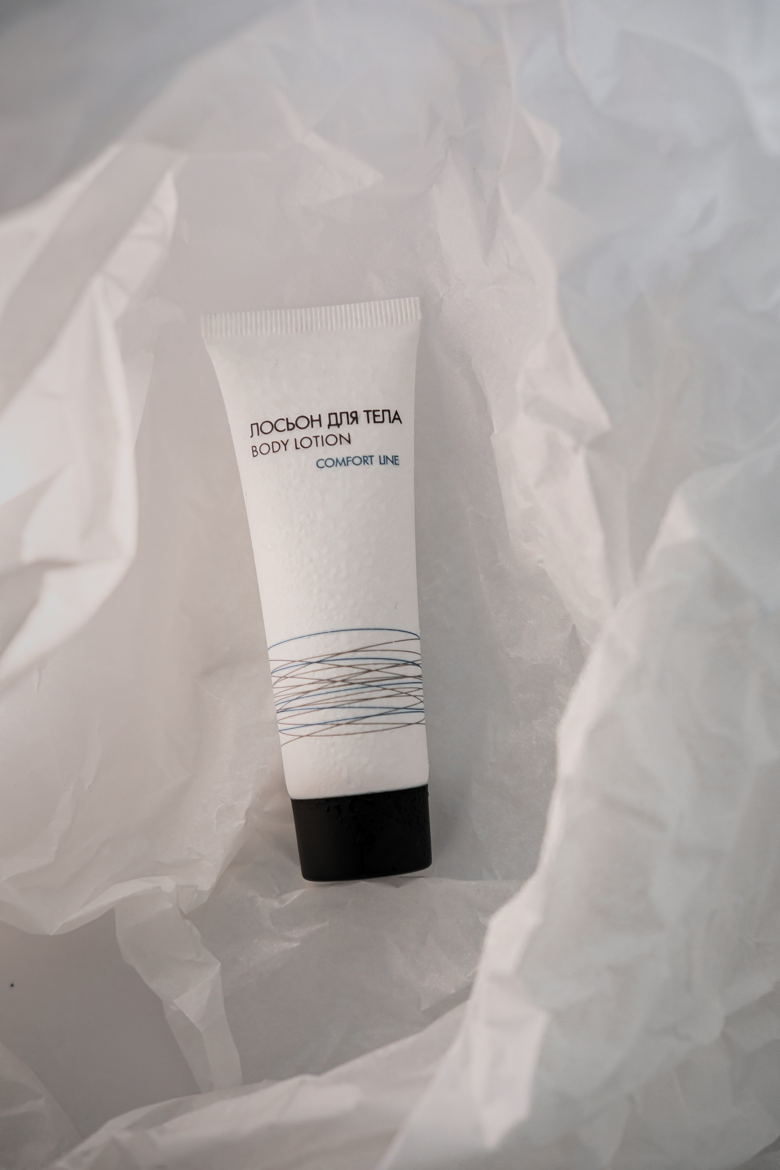 Съемка косметики на сайт Ламода в Питере. Фотосессия для маркетплейсов