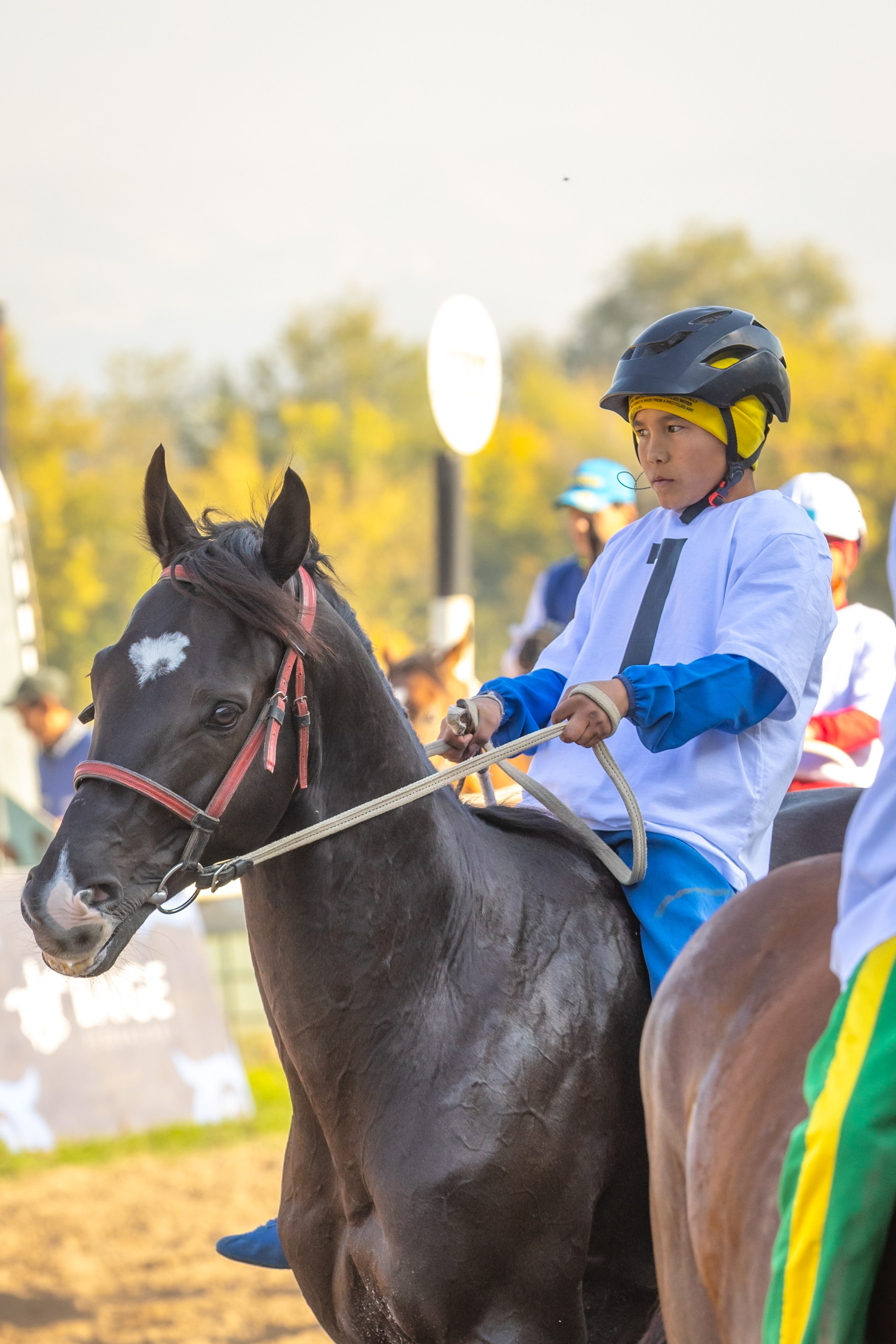 Фоторепортаж Финал Казахстана по байге в Алматы — скорость, пыль и полный драйв. Коммерческий и репортажный фотограф в Алматы — Jora Abramov