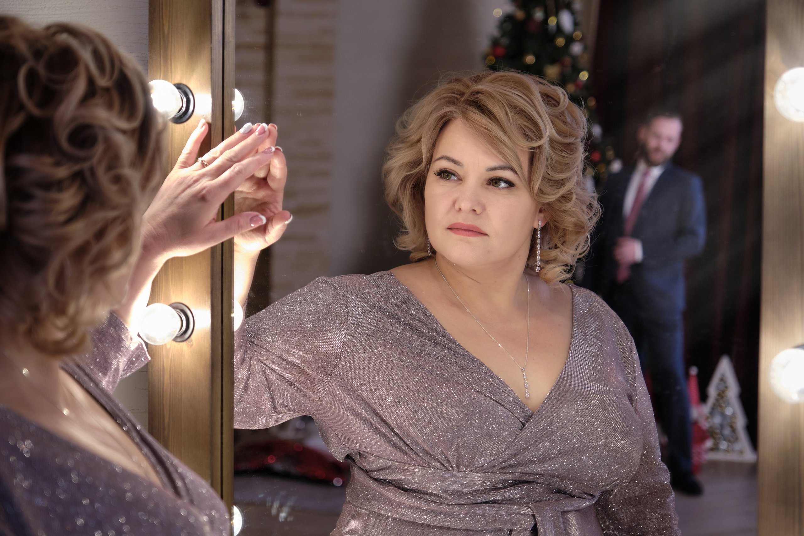 Семейная новогодняя фотосессия в студии Самара