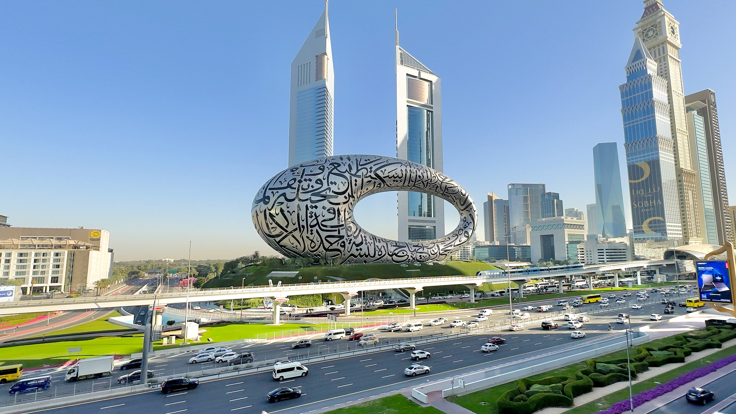 WORLD ART DUBAI 2025. Художник Анастасия Кисткина, Петербург
