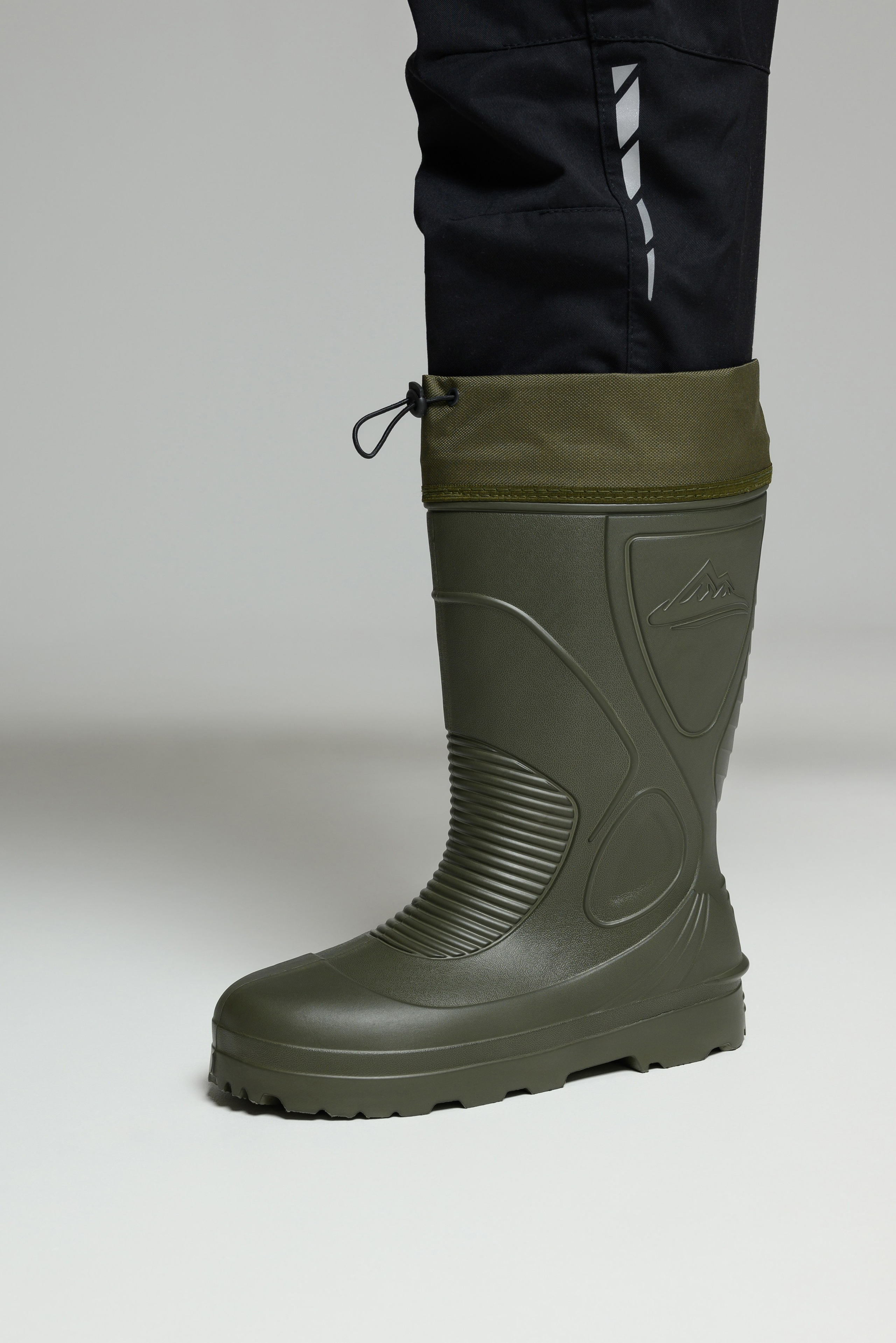 Резиновые сапоги. Предметный фотограф, фото для маркетплейсов Пятигорск, КМВ