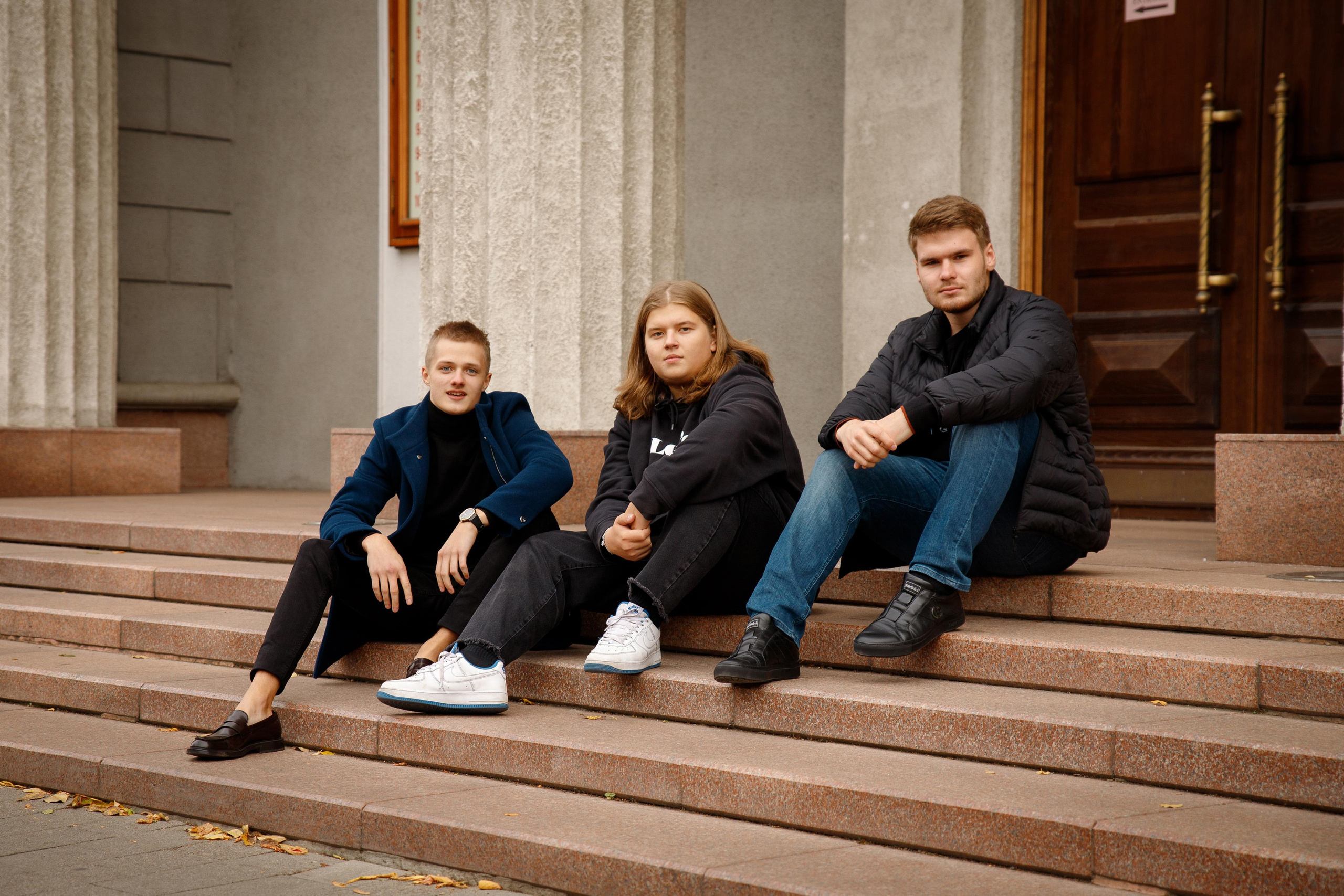 ФОТОКНИГИ от 990 рублей |. Выпускные альбомы Красноярск