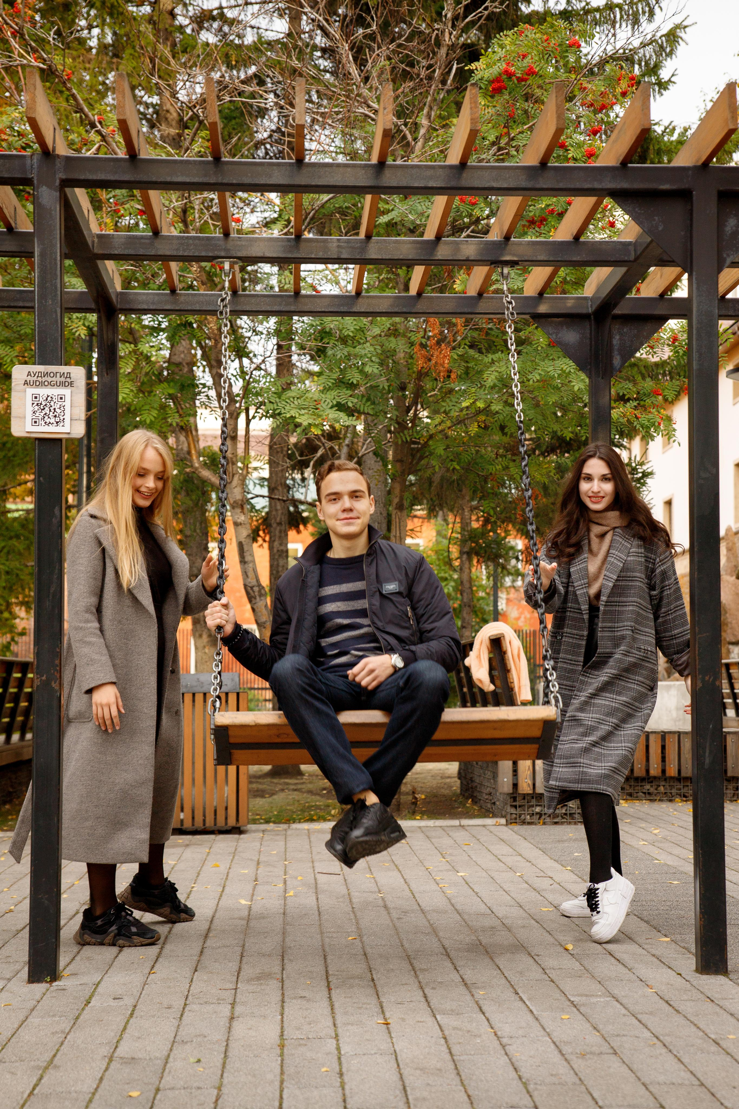 ФОТОКНИГИ | Пожалуй лучшие фотокниги в Красноярске. Выпускные альбомы Красноярск