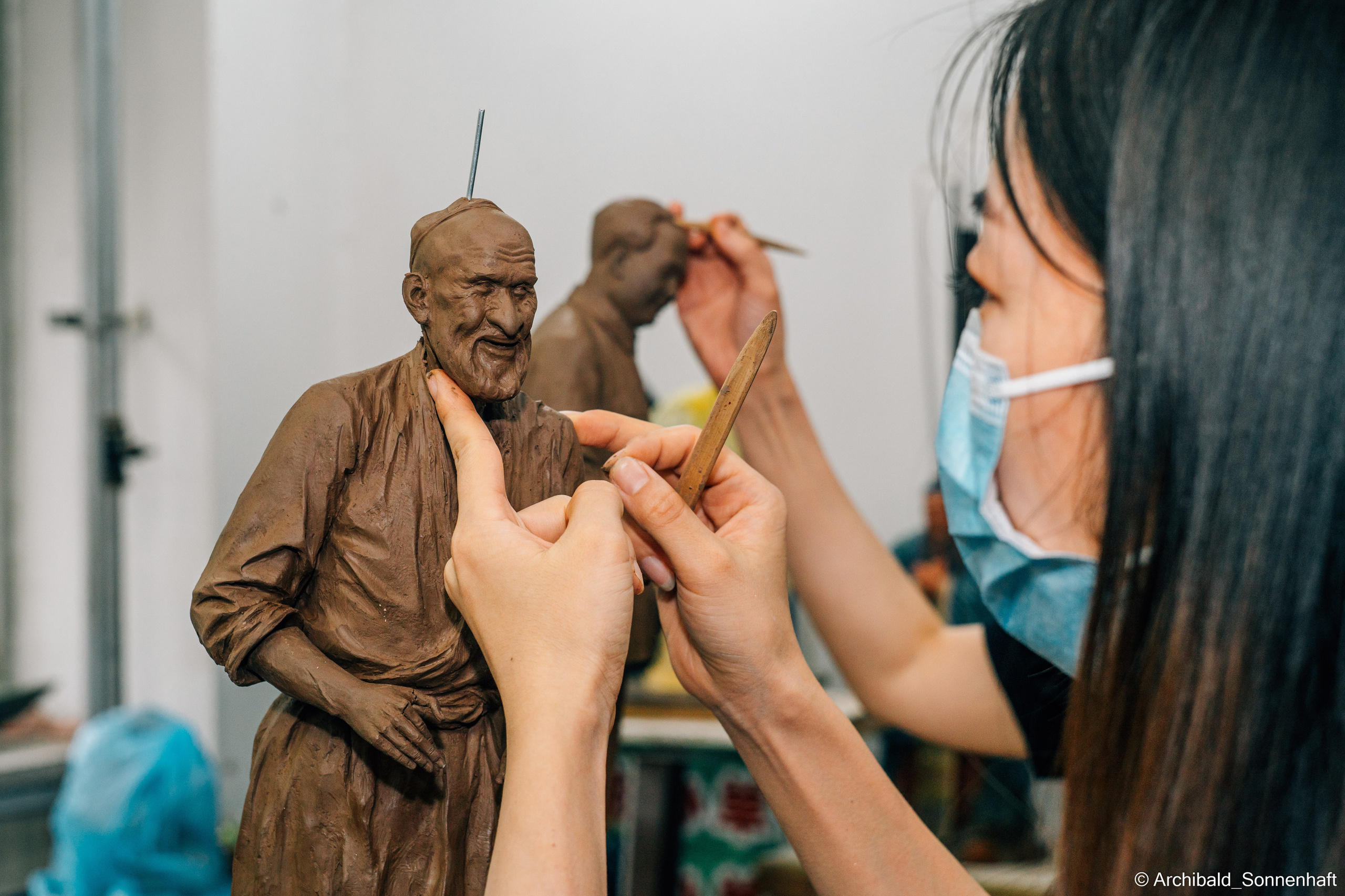 天津泥人张 Tianjin’s Nirenzhang (Tianjin Clay Figure). Photographer in Guangzhou, China. Archibald Sonnenhaft