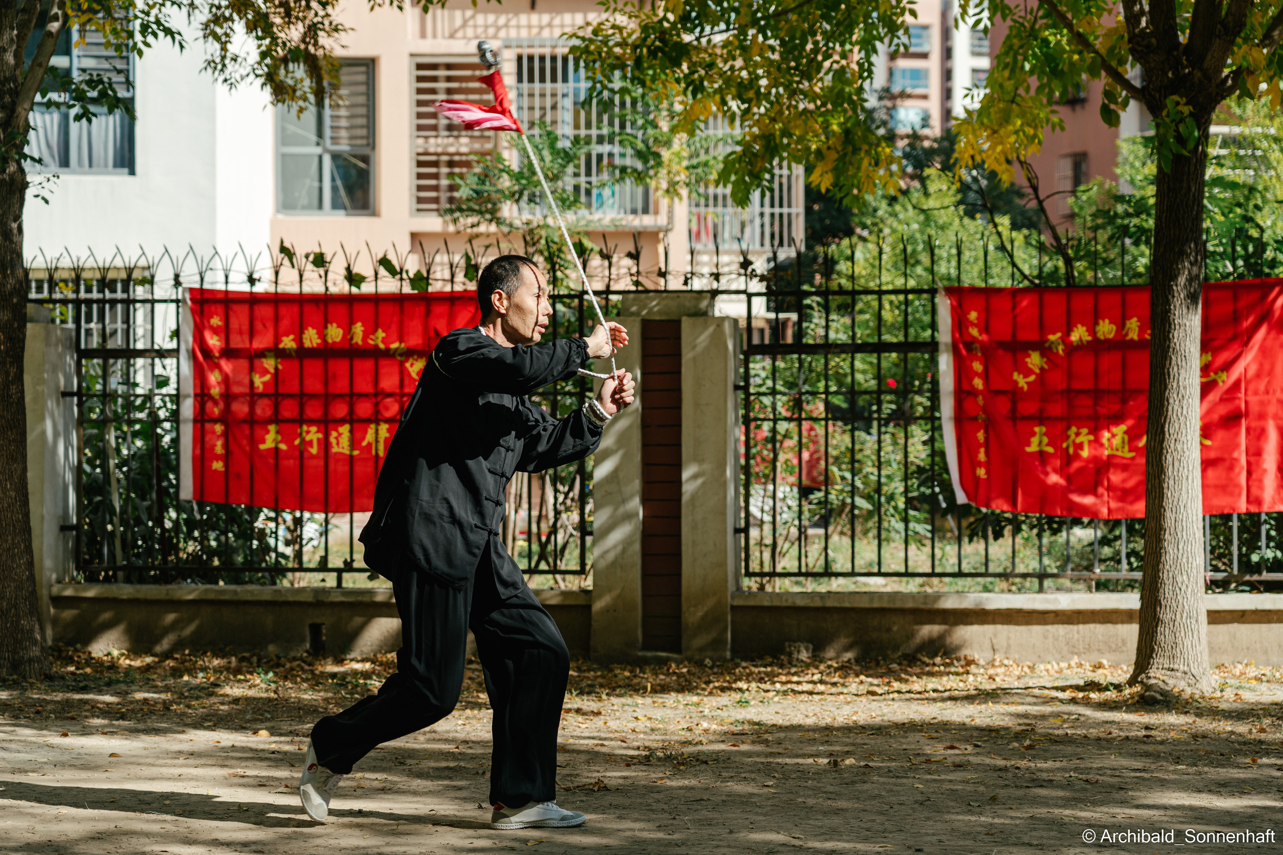 TaiJiQuan. Photographer in Guangzhou, China. Archibald Sonnenhaft
