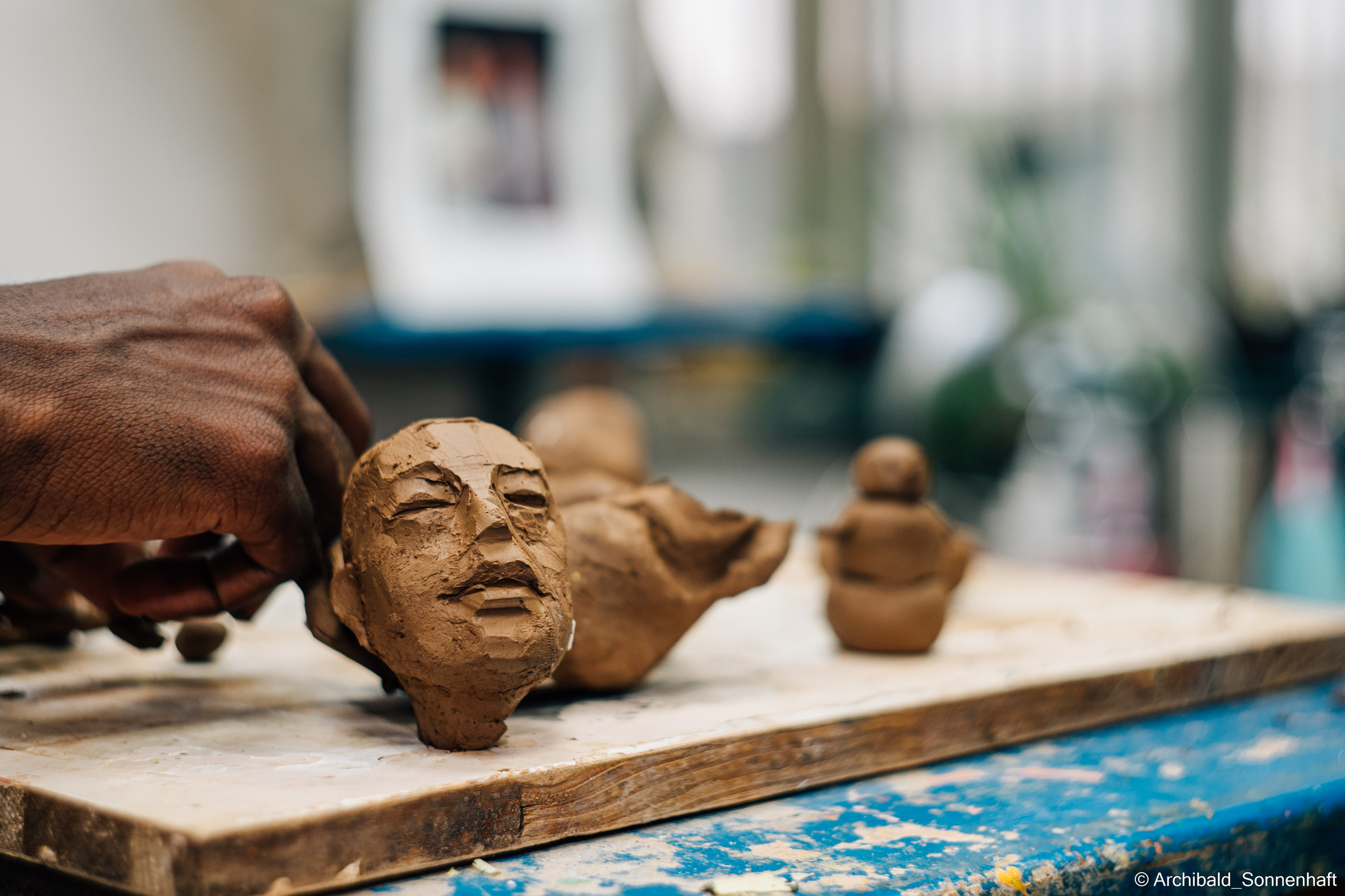 天津泥人张 Tianjin’s Nirenzhang (Tianjin Clay Figure). Photographer in Guangzhou, China. Archibald Sonnenhaft