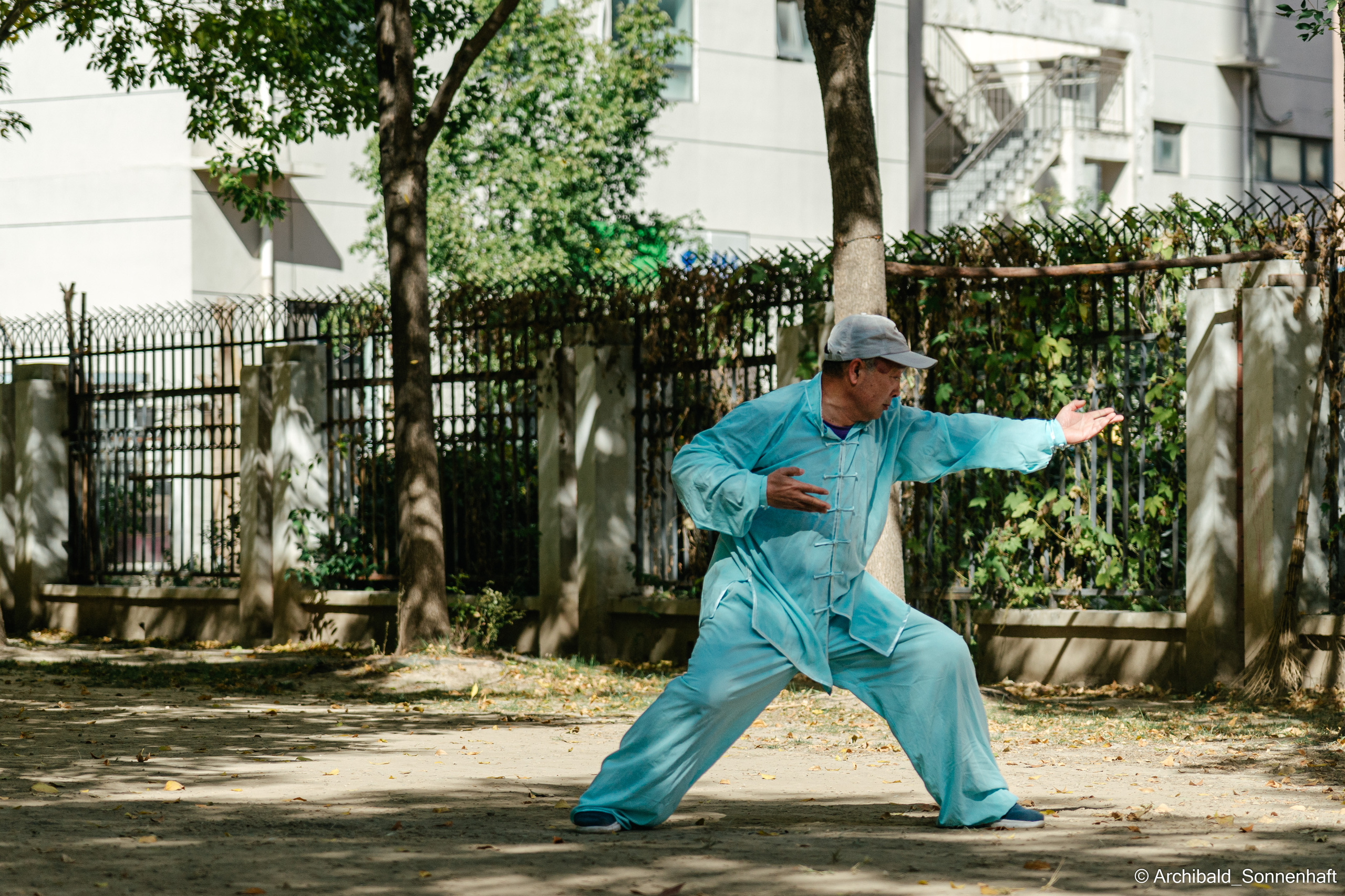 TaiJiQuan. Photographer in Guangzhou, China. Archibald Sonnenhaft