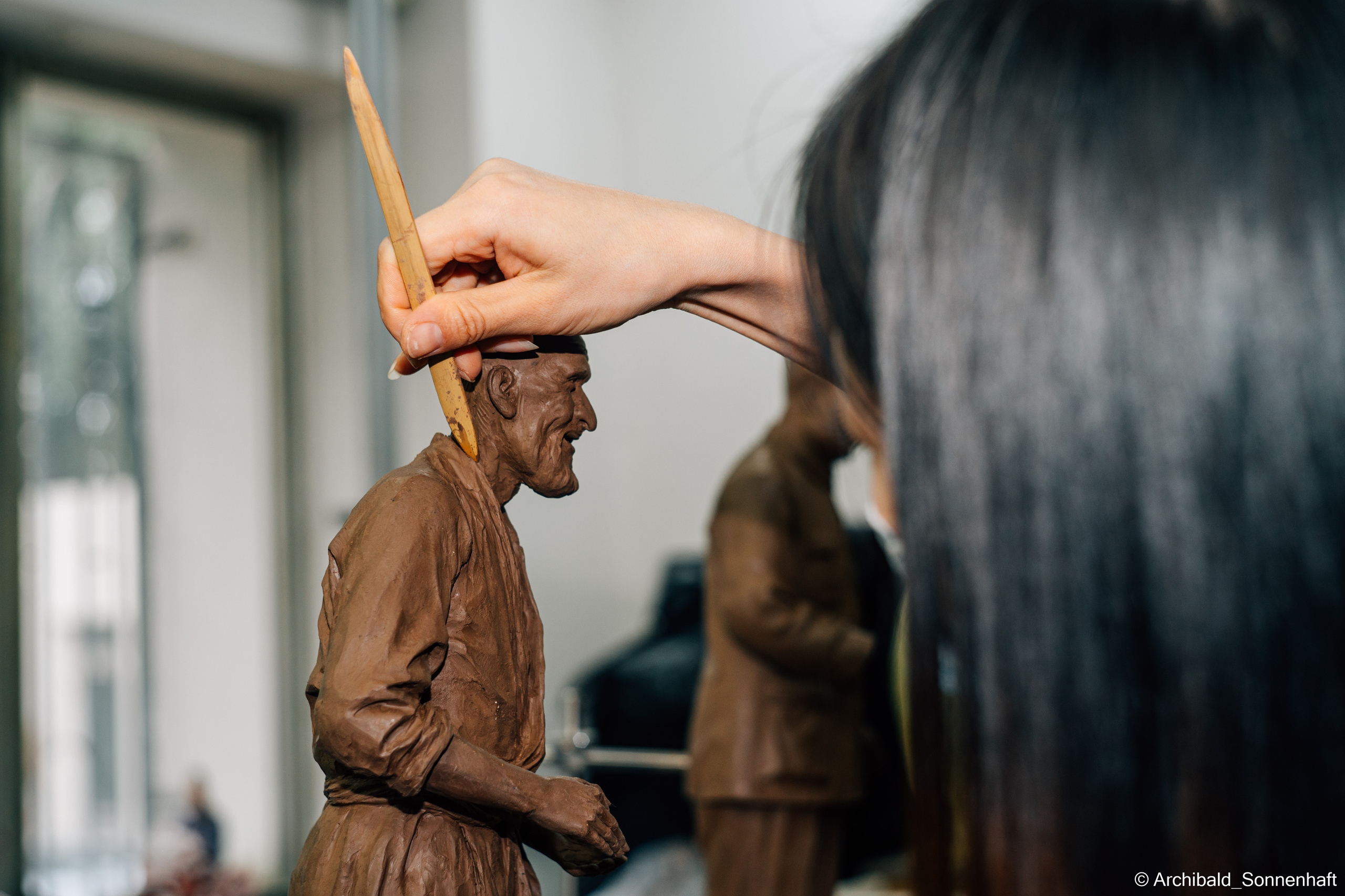 天津泥人张 Tianjin’s Nirenzhang (Tianjin Clay Figure). Photographer in Guangzhou, China. Archibald Sonnenhaft