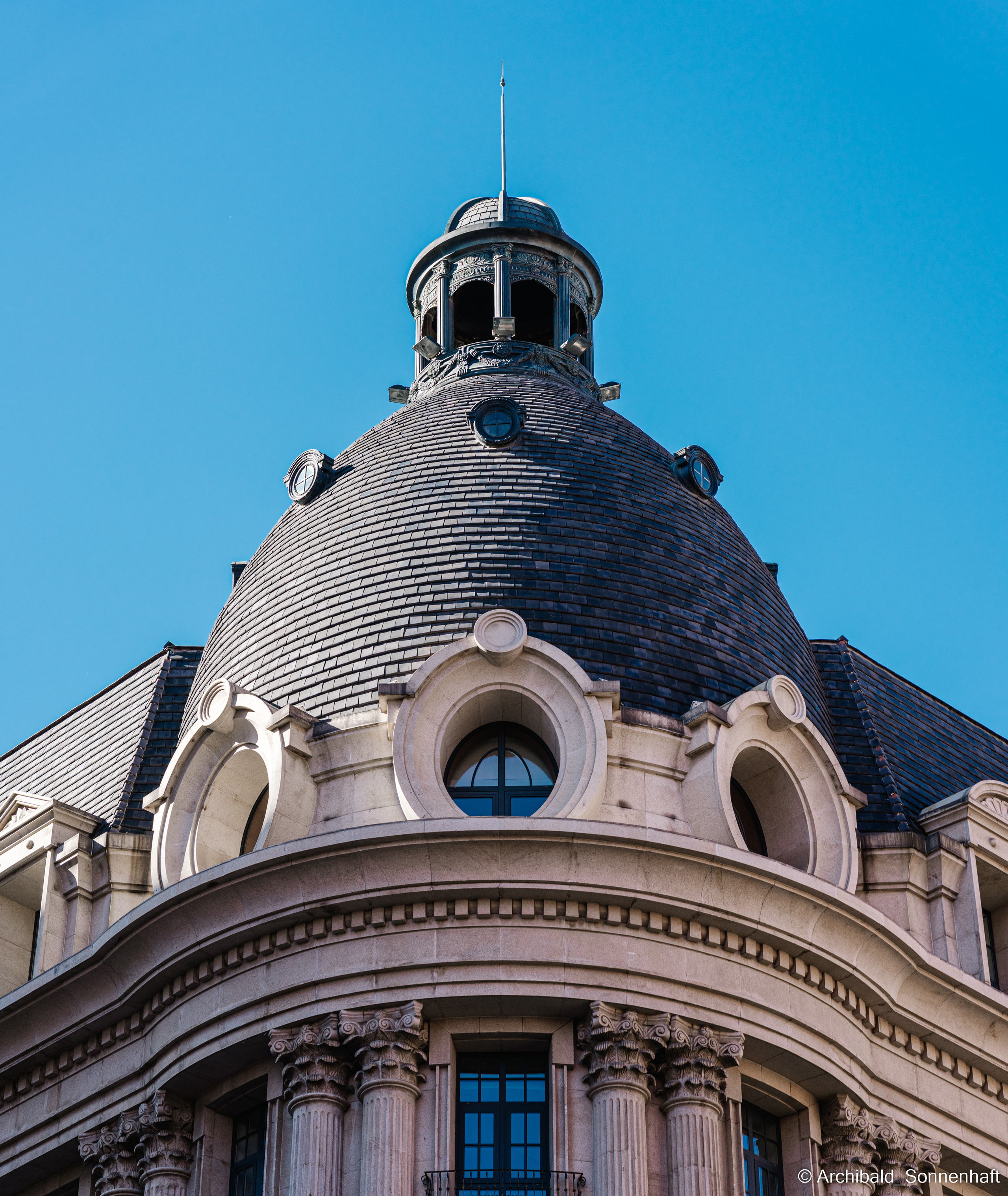 Photo contests. Photographer in Guangzhou, China. Archibald Sonnenhaft