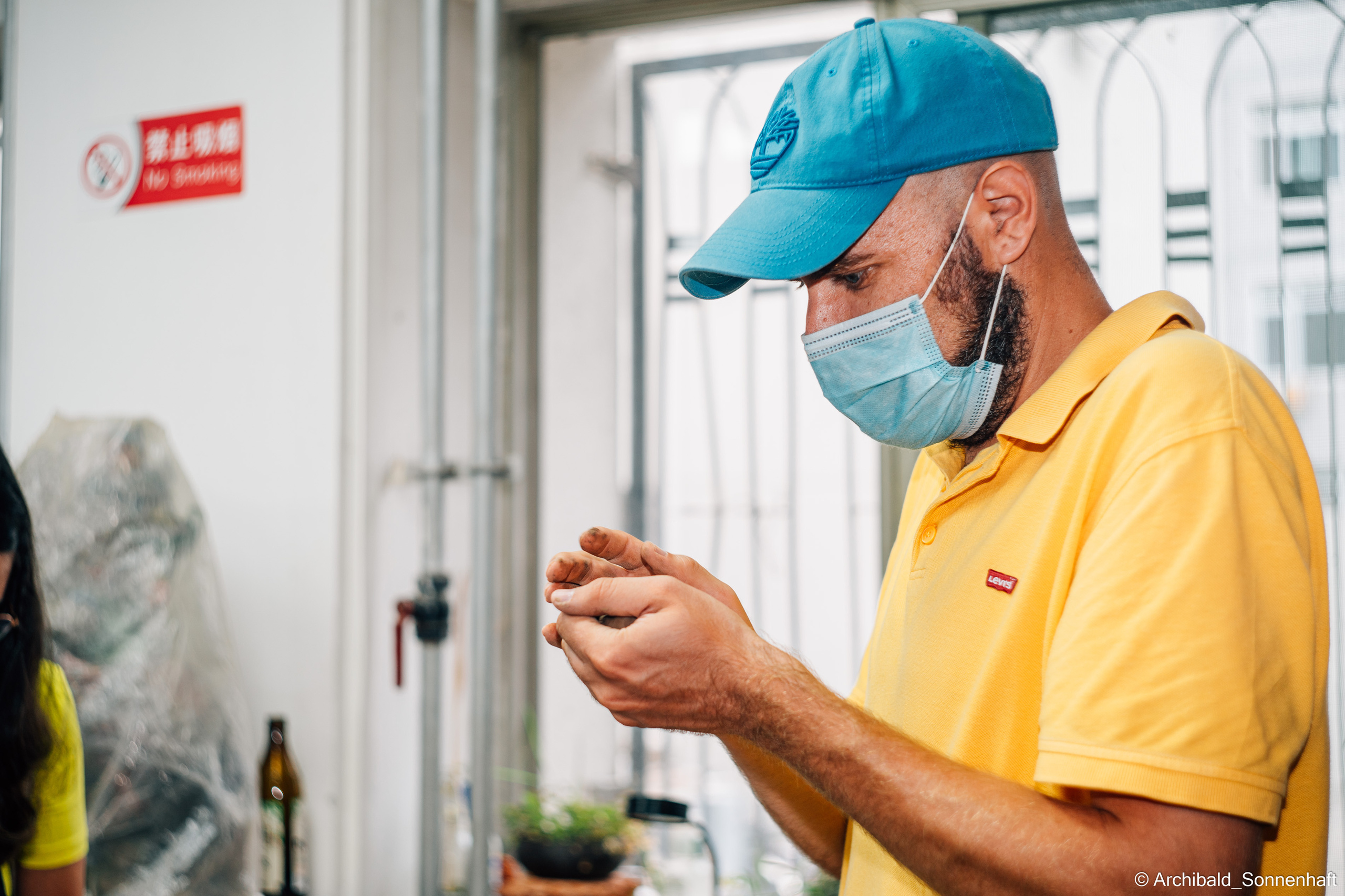 天津泥人张 Tianjin’s Nirenzhang (Tianjin Clay Figure). Photographer in Guangzhou, China. Archibald Sonnenhaft