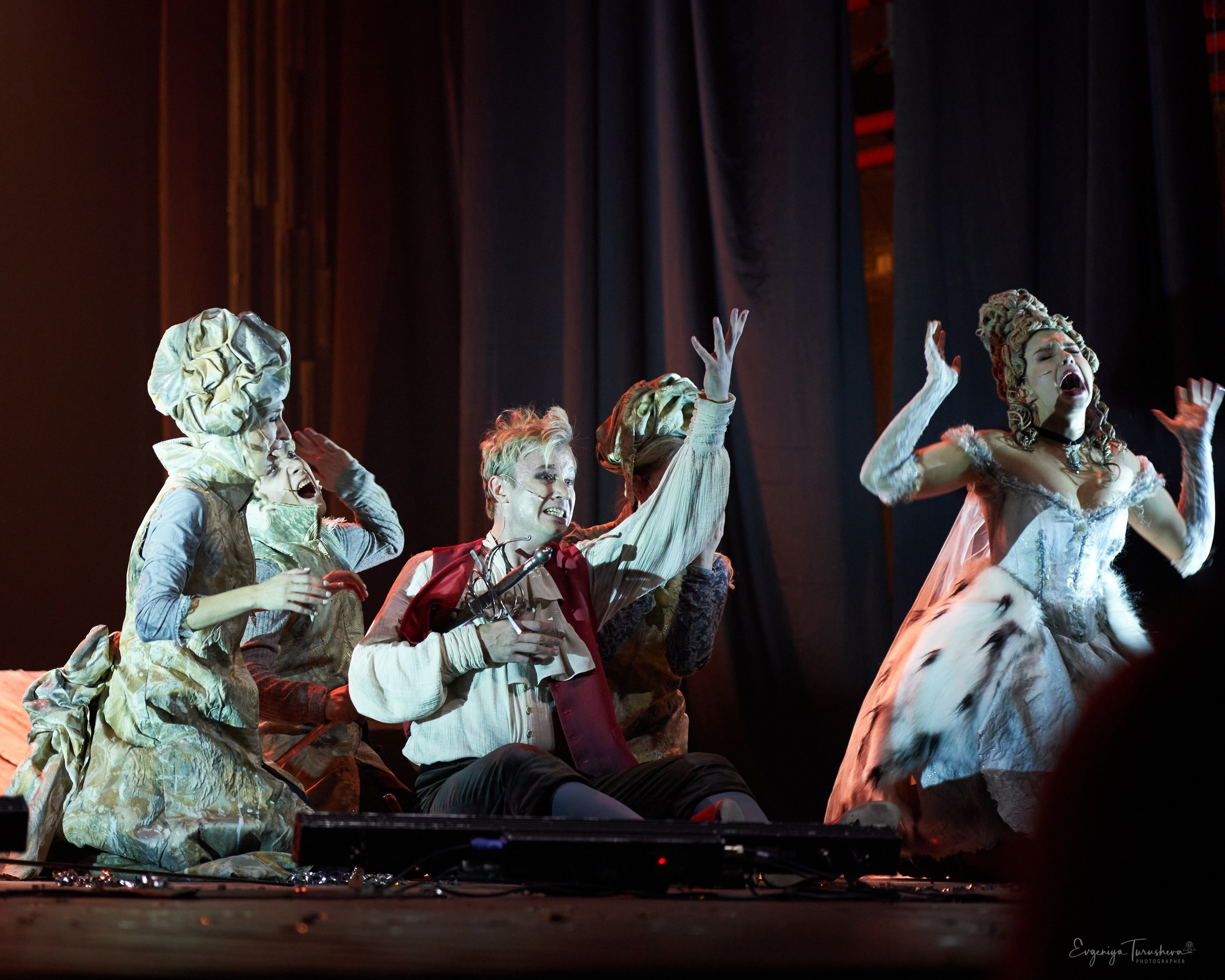 Человек, который смеется (18/10/23). Фотограф Евгения Турушева