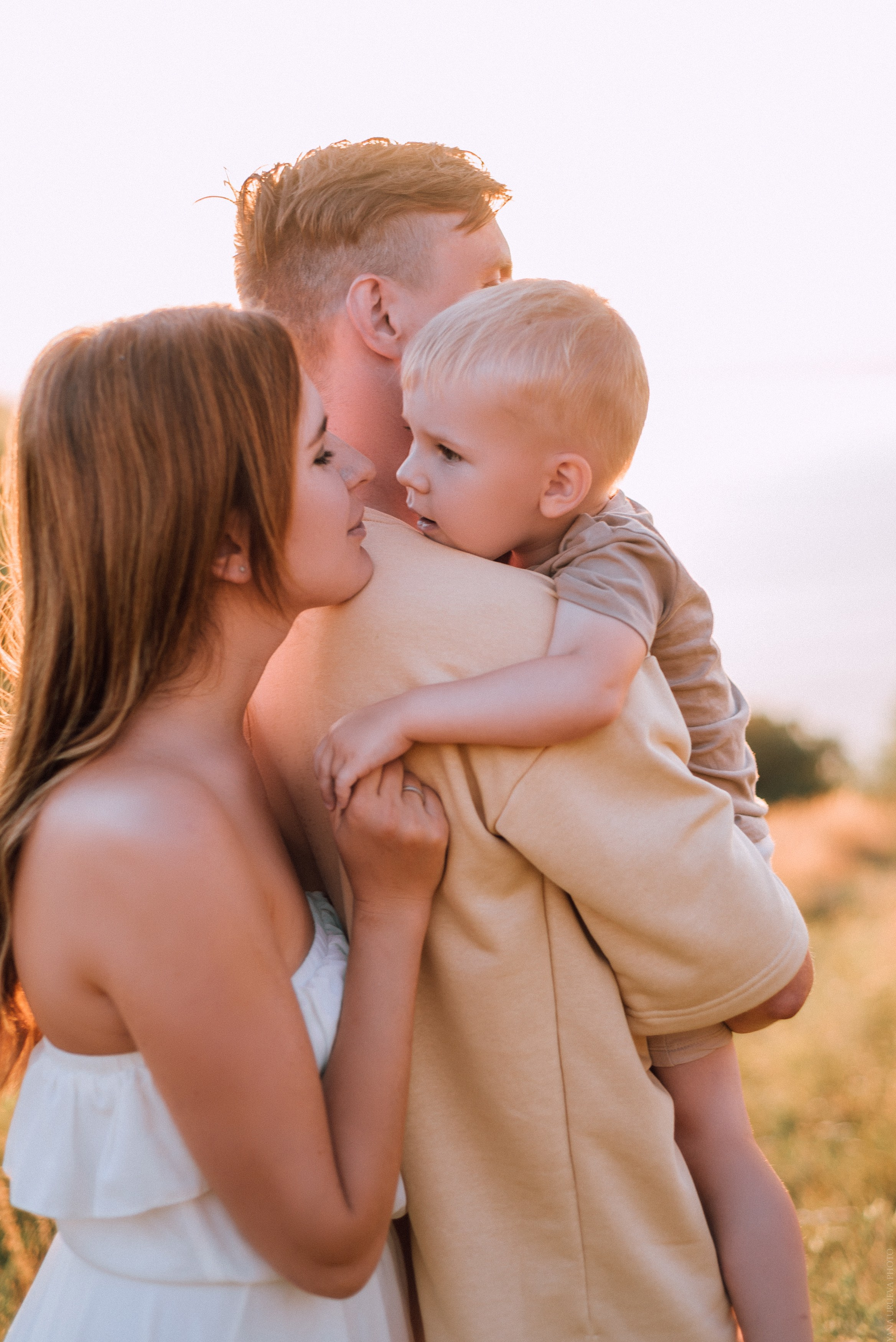 Свадебный фотограф Тольятти, Самара. Цены на услуги. Свадебный и контент- фотограф в Тольятти, Самаре, Москве Яна Уруева