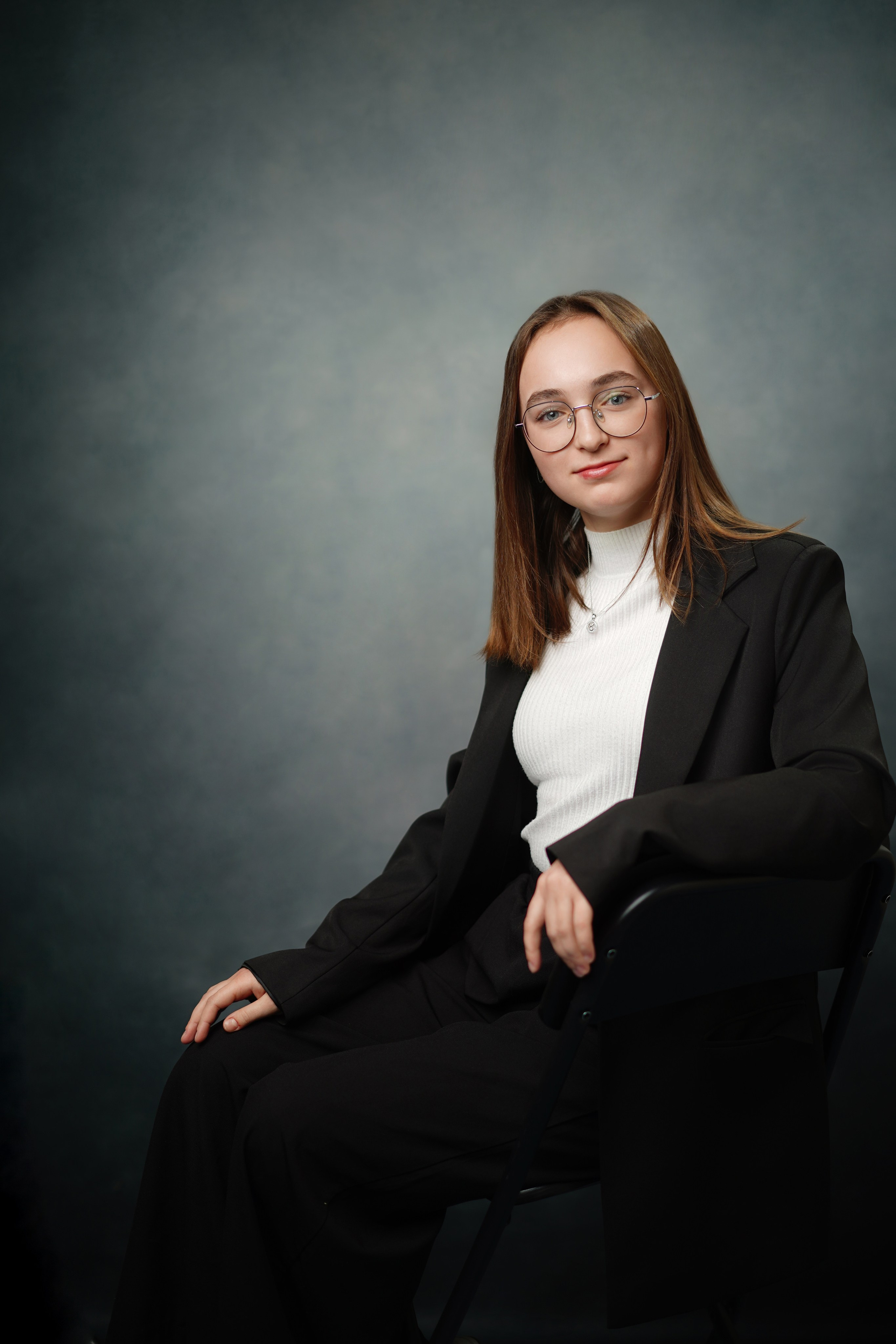 Стиль портрета в школе. GOTRA — выпускные альбомы в Тюмени