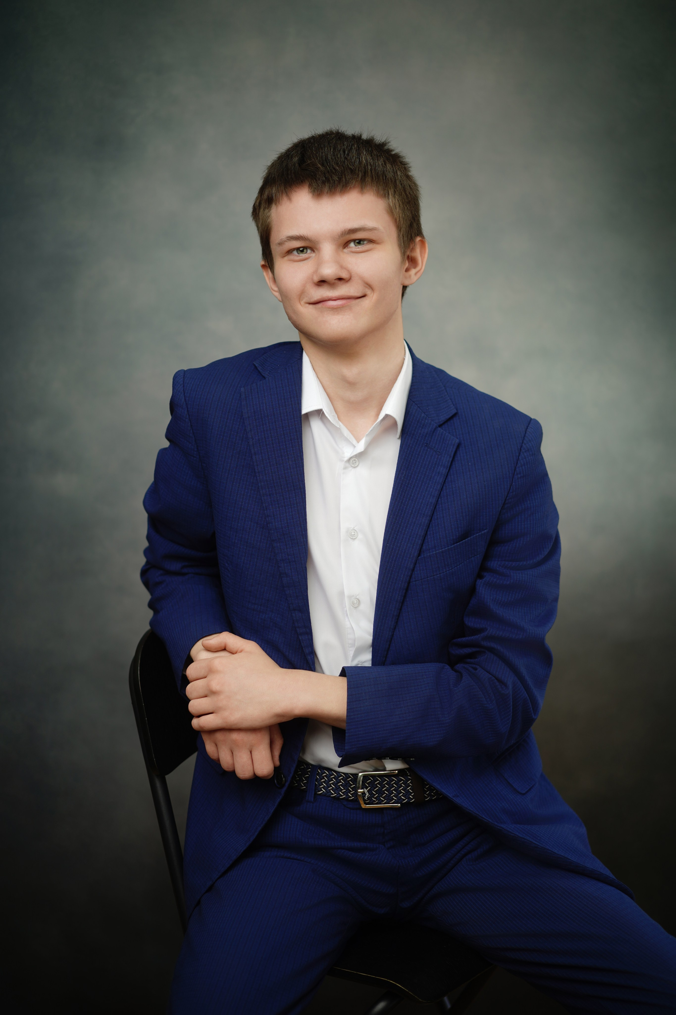 Стиль портрета в школе. GOTRA — выпускные альбомы в Тюмени