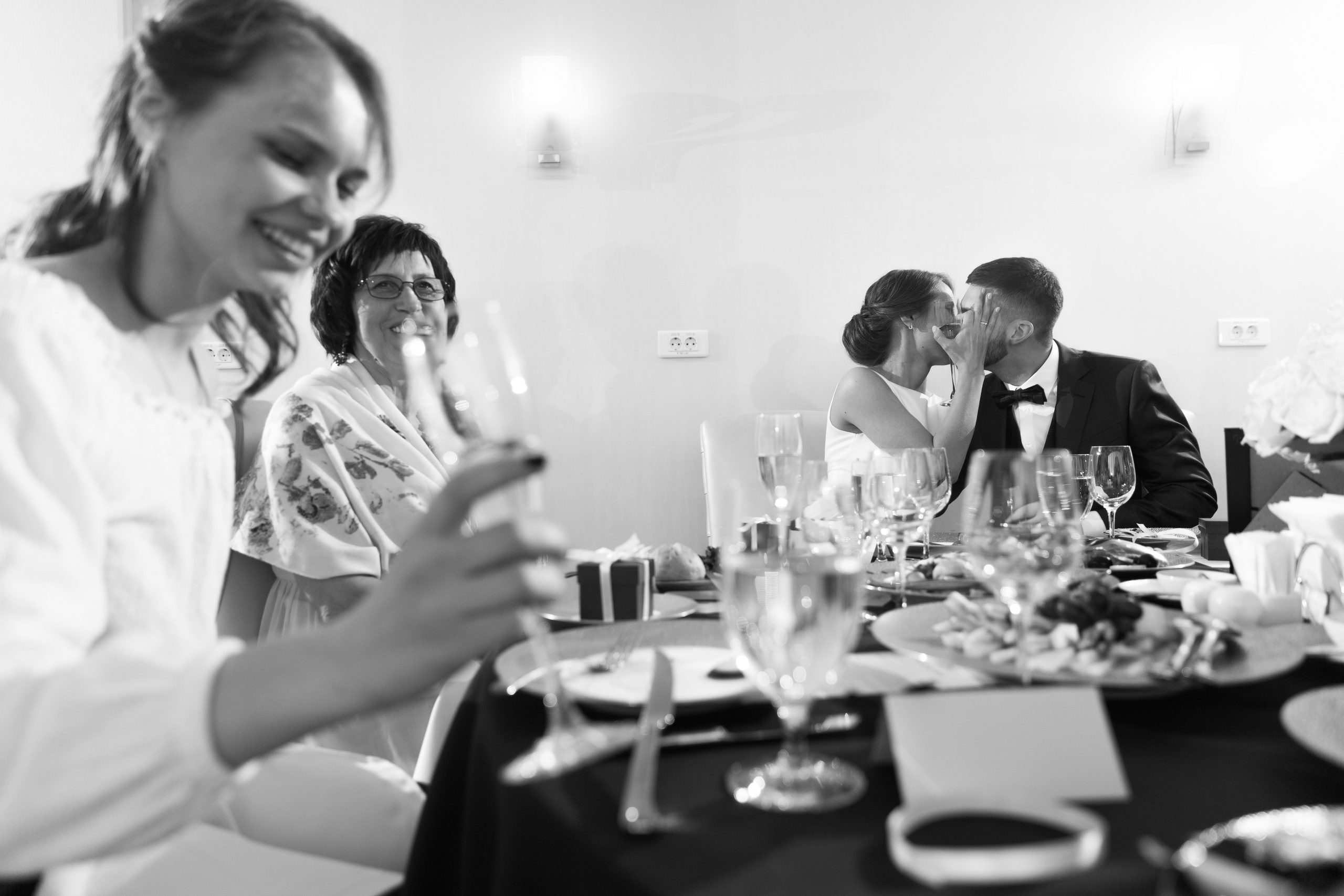 В Москве +20. Когда на улице тепло, а в душе самый настоящий ураган. Портфолио свадебного фотографа. Роман Каргаполов