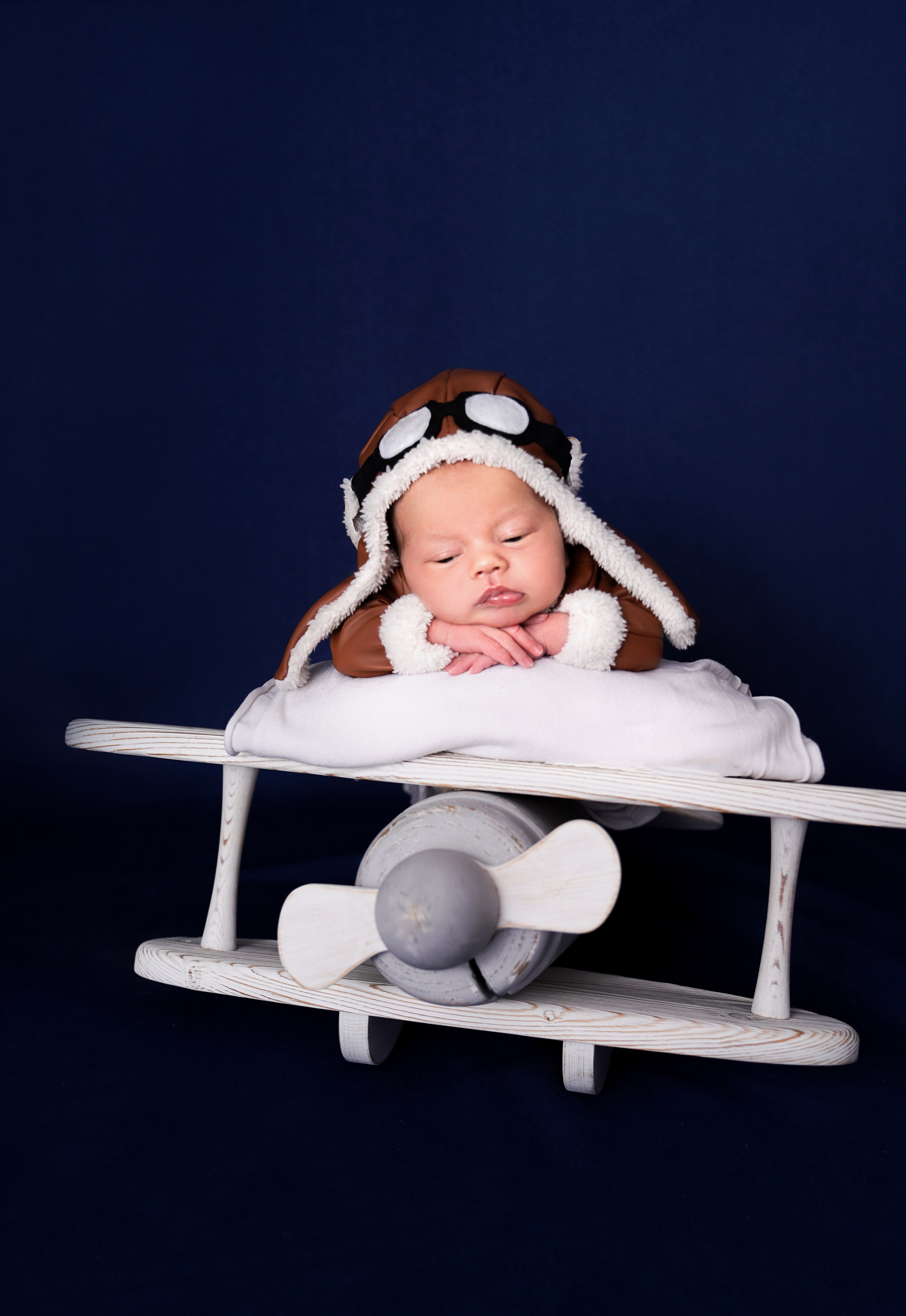 Фотосессия новорожденного (newborn). Фотограф новорожденных, детей до года и беременных в Симферополе