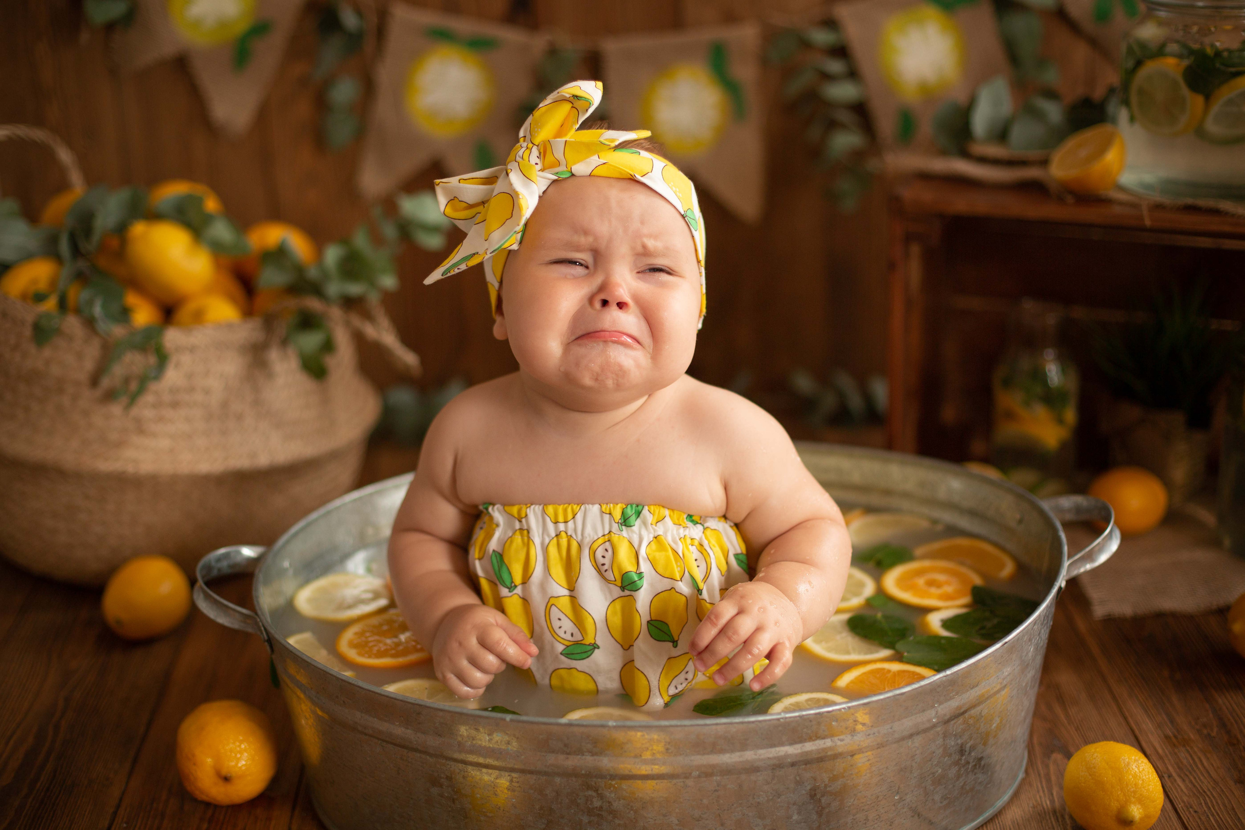 Фотопроект в ванне с молоком и цветами. Семейный и детский фотограф в Сочи Наталья Вербицкая