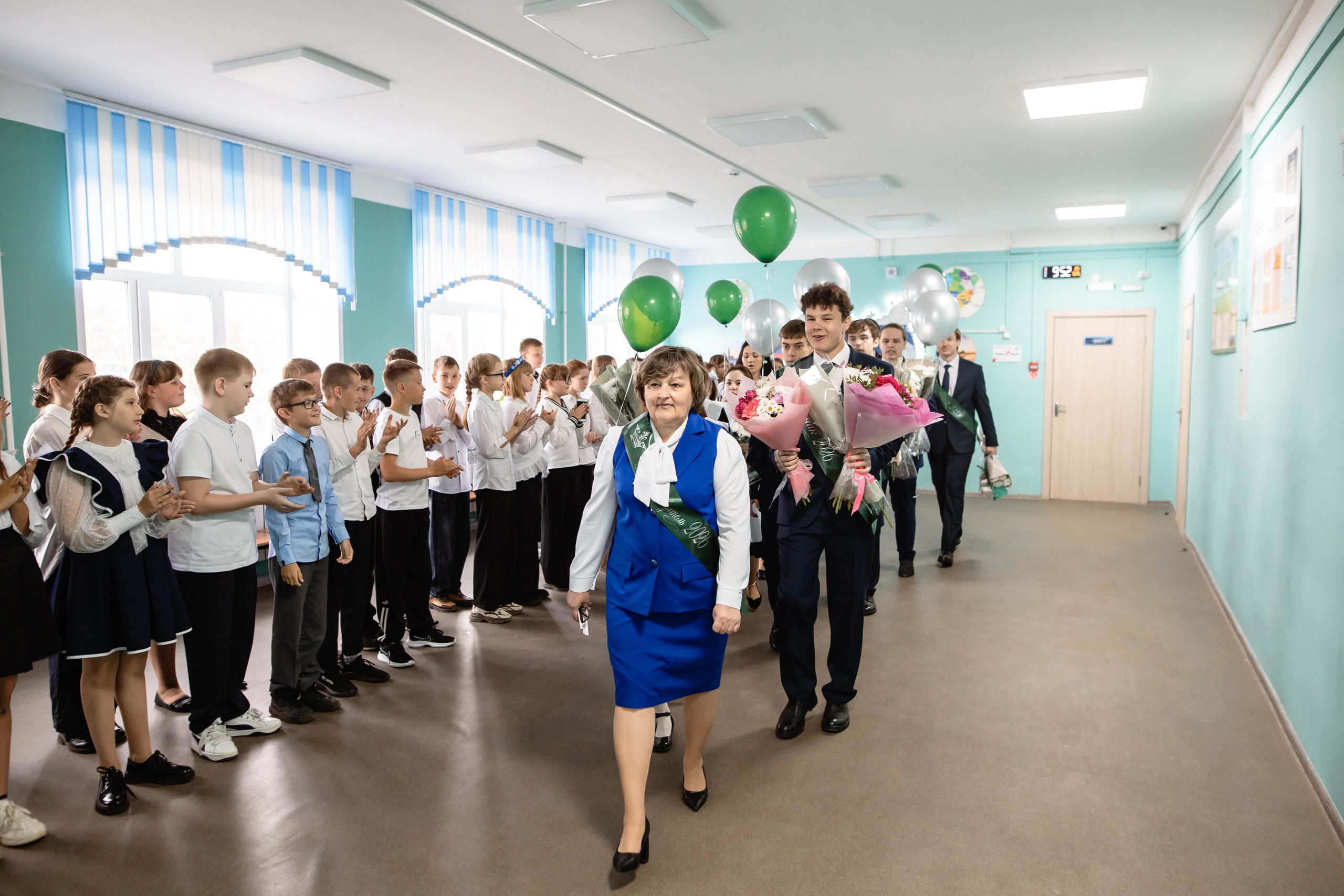 📸 Анонс Выпускного 11 и 9 класса, школа № 1, город Пошехонье. Фотограф Михаил Александров