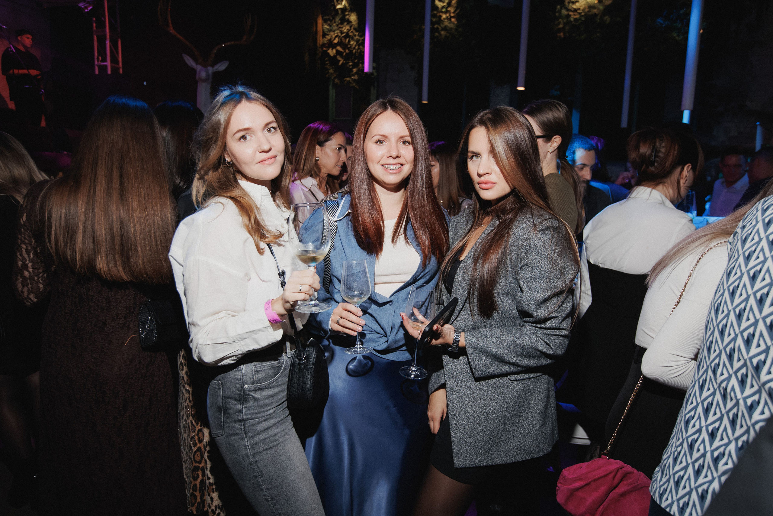 ВИННЫЙ ФЕСТИВАЛЬ. СВОИ. ФОТООТЧЕТЫ-СОБЫТИЯ-МЕСТА