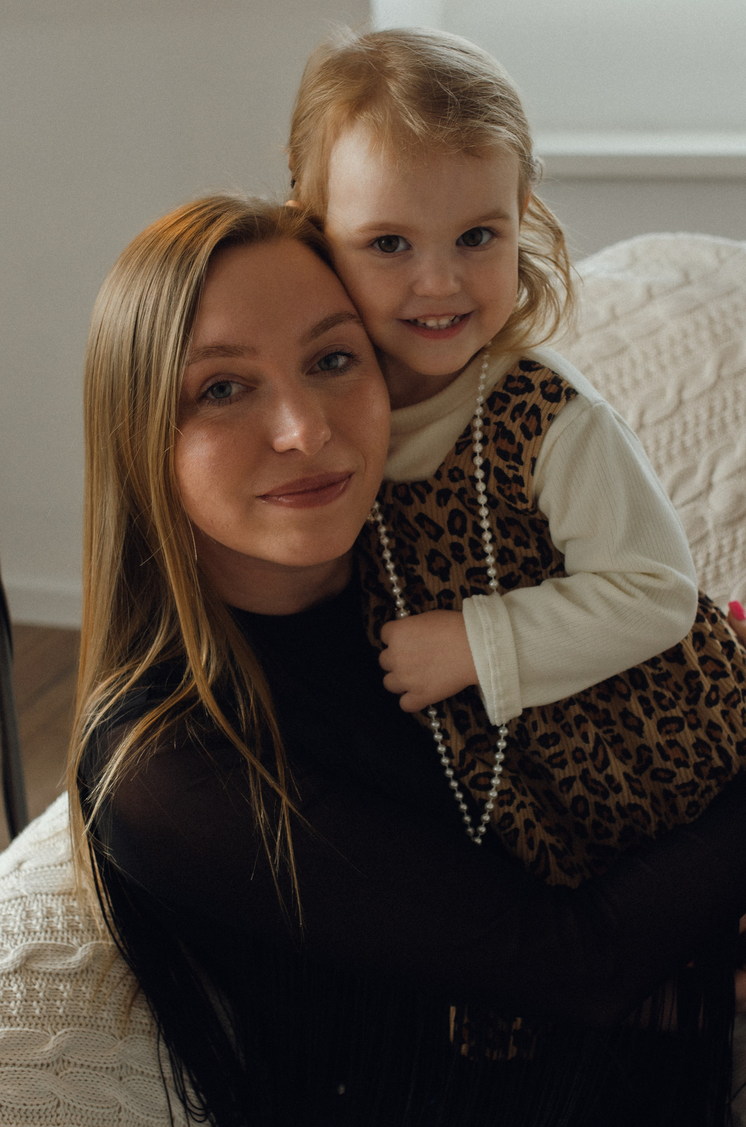 Ксюша, Маша. Студийная съемка. Семейный фотограф в Барнауле и Санкт-Петербурге Ирина Ястребова