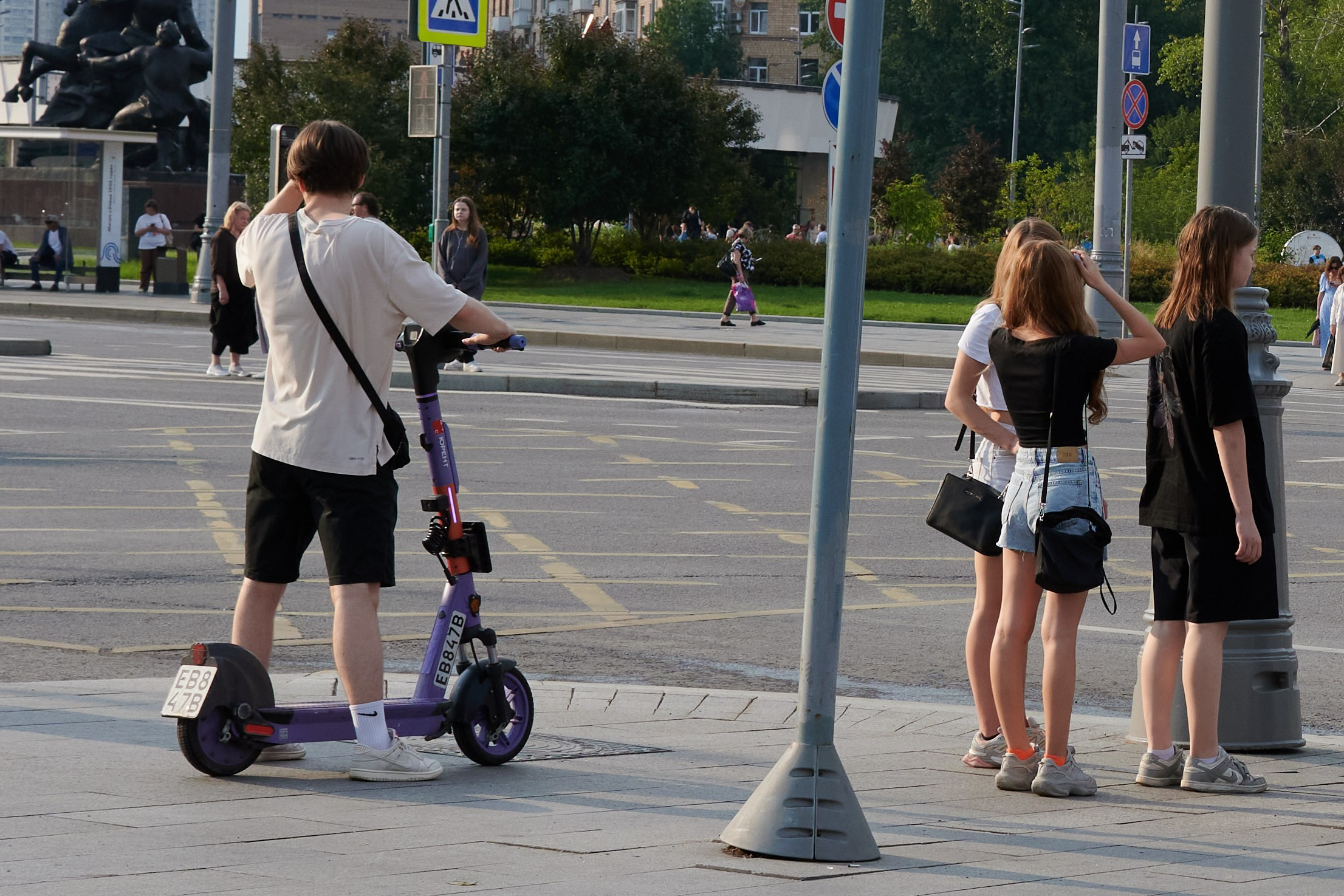 Фотосерия «180 дней лета»: визуальное летнее путешествие сквозь 180 дней — атмосфера сезона, смена настроений и света, эмоциональные состояния и летняя визуальная поэзия. Фотограф: Ожерельев Лев