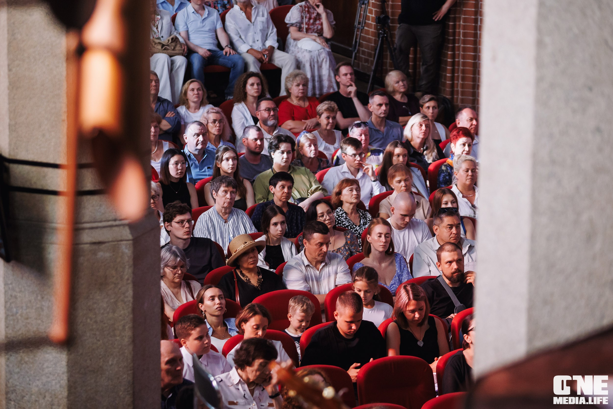 Фоторепортаж из Калининградской филармонии. One Media Life: фоторепортажи, фотоотчеты с мероприятий и заведений