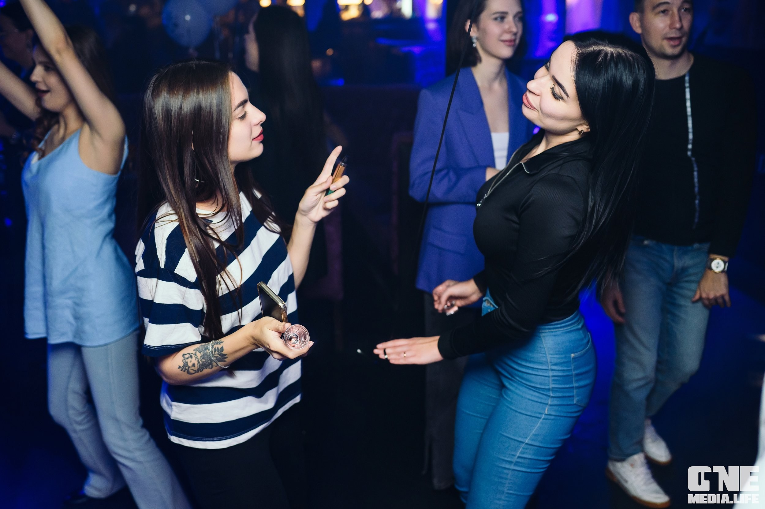 Фоторепортаж из караоке-клуба Эйфория. One Media Life: фоторепортажи, фотоотчеты с мероприятий и заведений