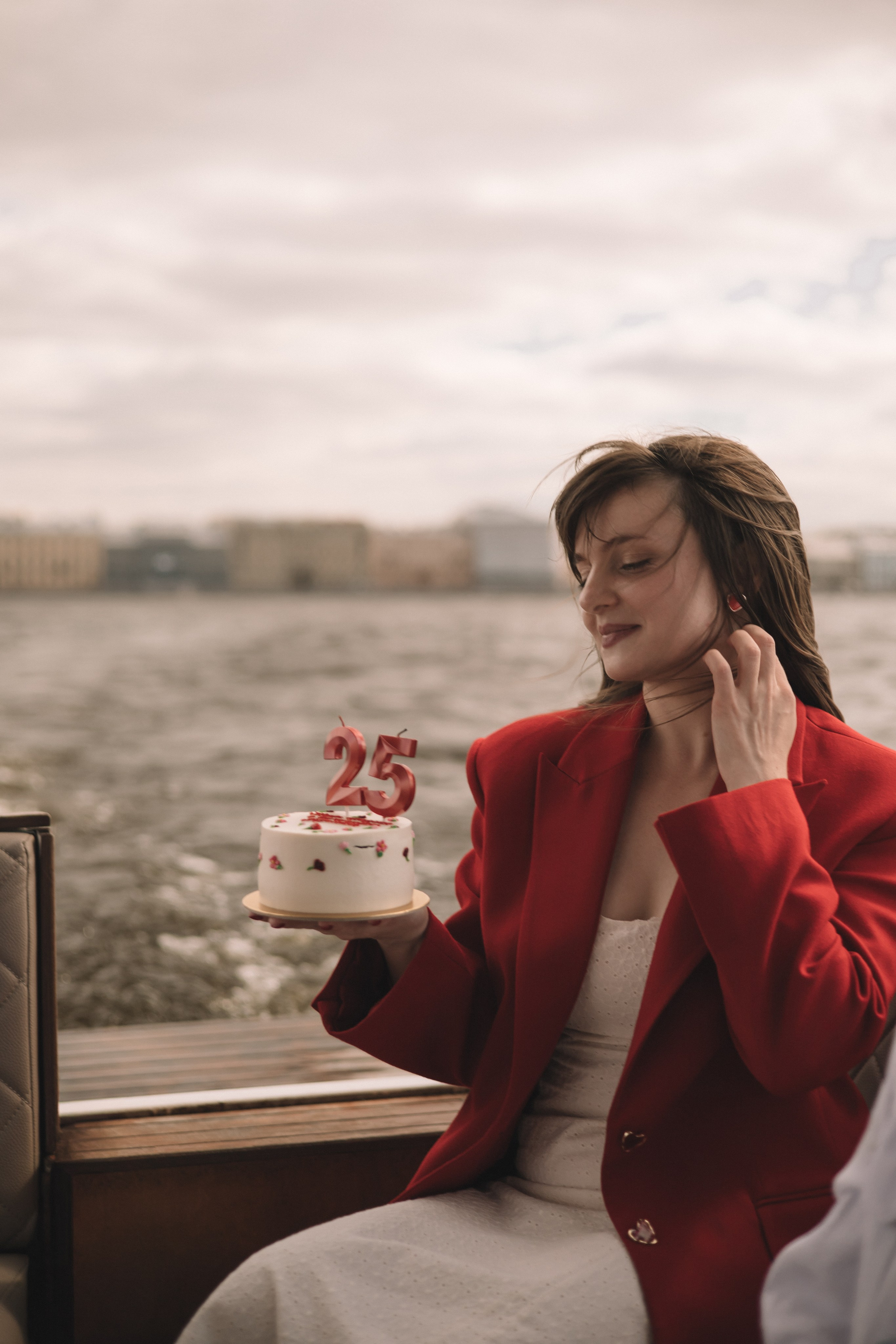 Даше 25. Семейный фотограф в Санкт-Петербурге. Запечатление мгновений и ярких воспоминаний в Вашей жизни