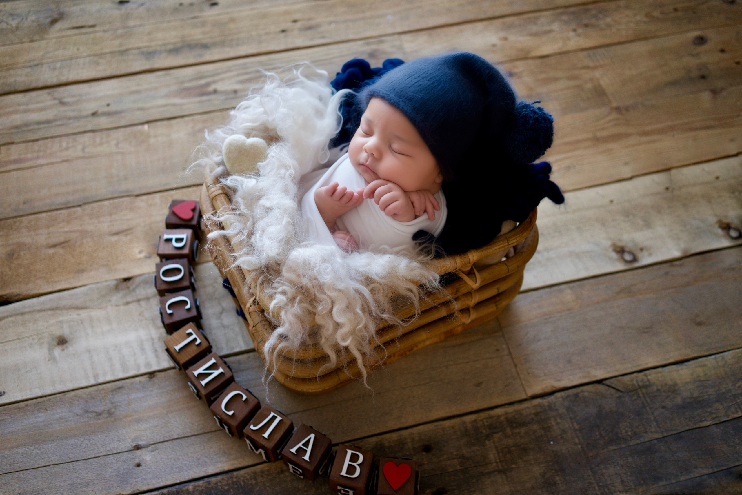 Фотограф новорождённых newborn деток до года в Кемерово Ксения Вакула