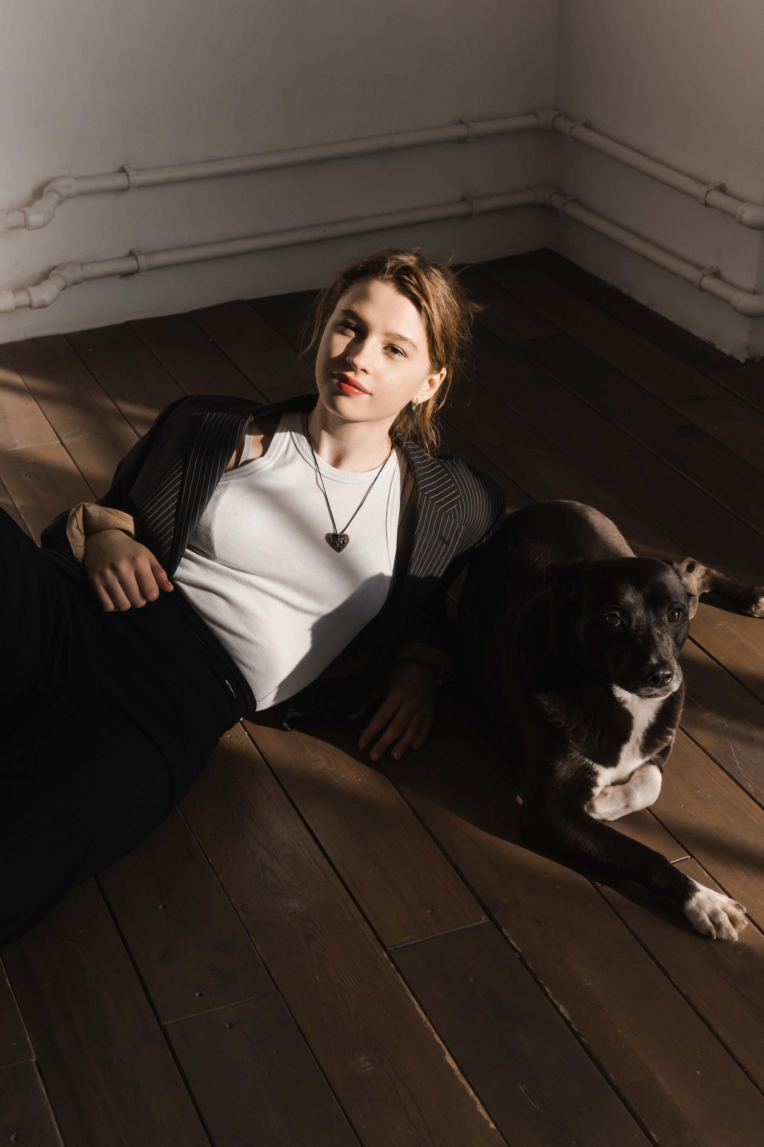 Фотосъемка Ангелины с питомцами. Портретный и репортажный фотограф в Санкт-Петербурге | Валерия Кайряк